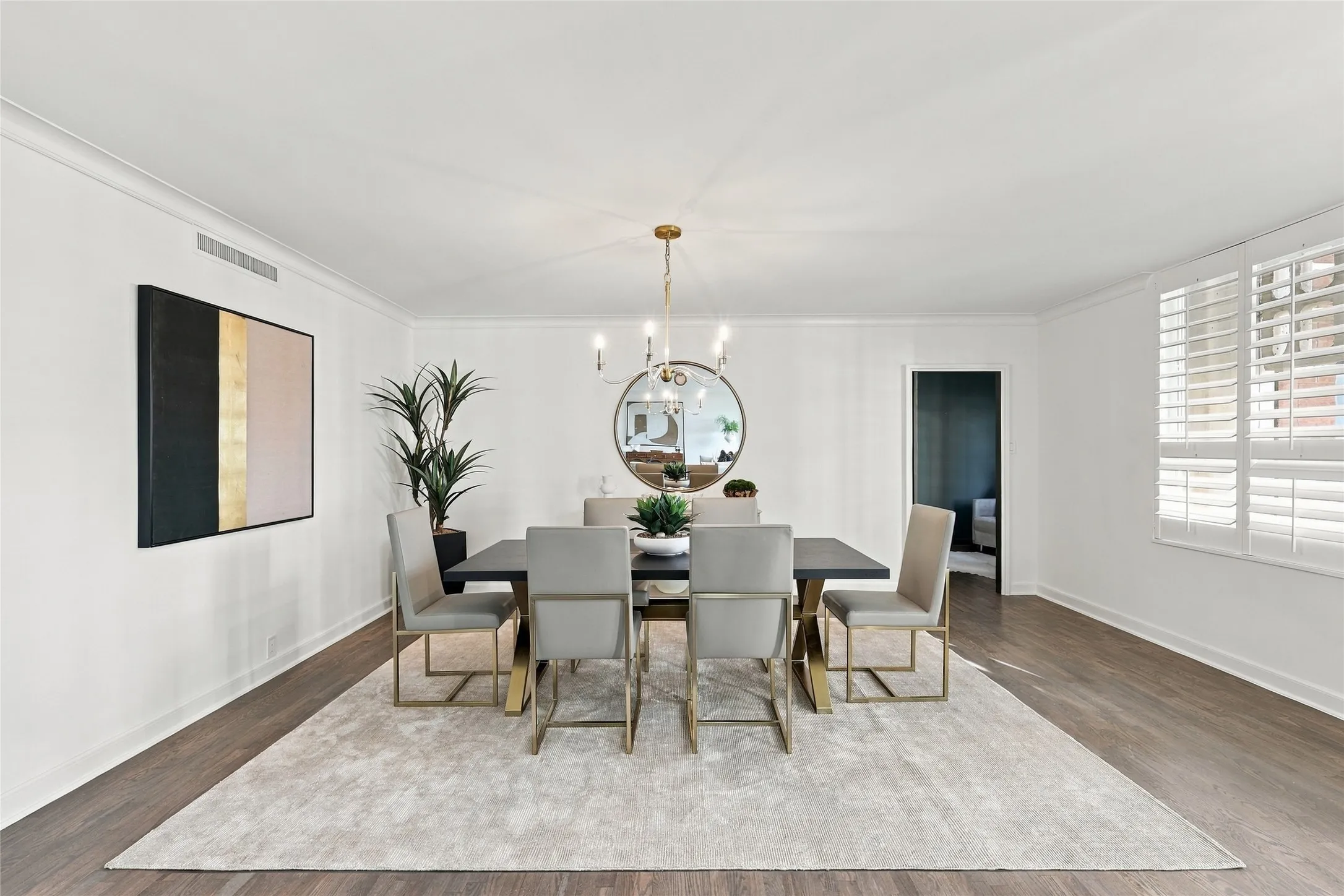 Condominium For Sale in Dallas County , 3525 Turtle Creek Boulevard 8B, Dallas, Texas 75219, 2 Bedroom, 2 Bathroom, 2 Garage spaces, 2,014 Sqft, built in 1957, mls#21411915, Real Estate Agent in Dallas, Homes For Sale in Dallas county, Homes For Sale in Dallas, Realtor in Dallas Texas, Real Estate Brokerage Independent Realty Texas, Luminita Cordes Realtor