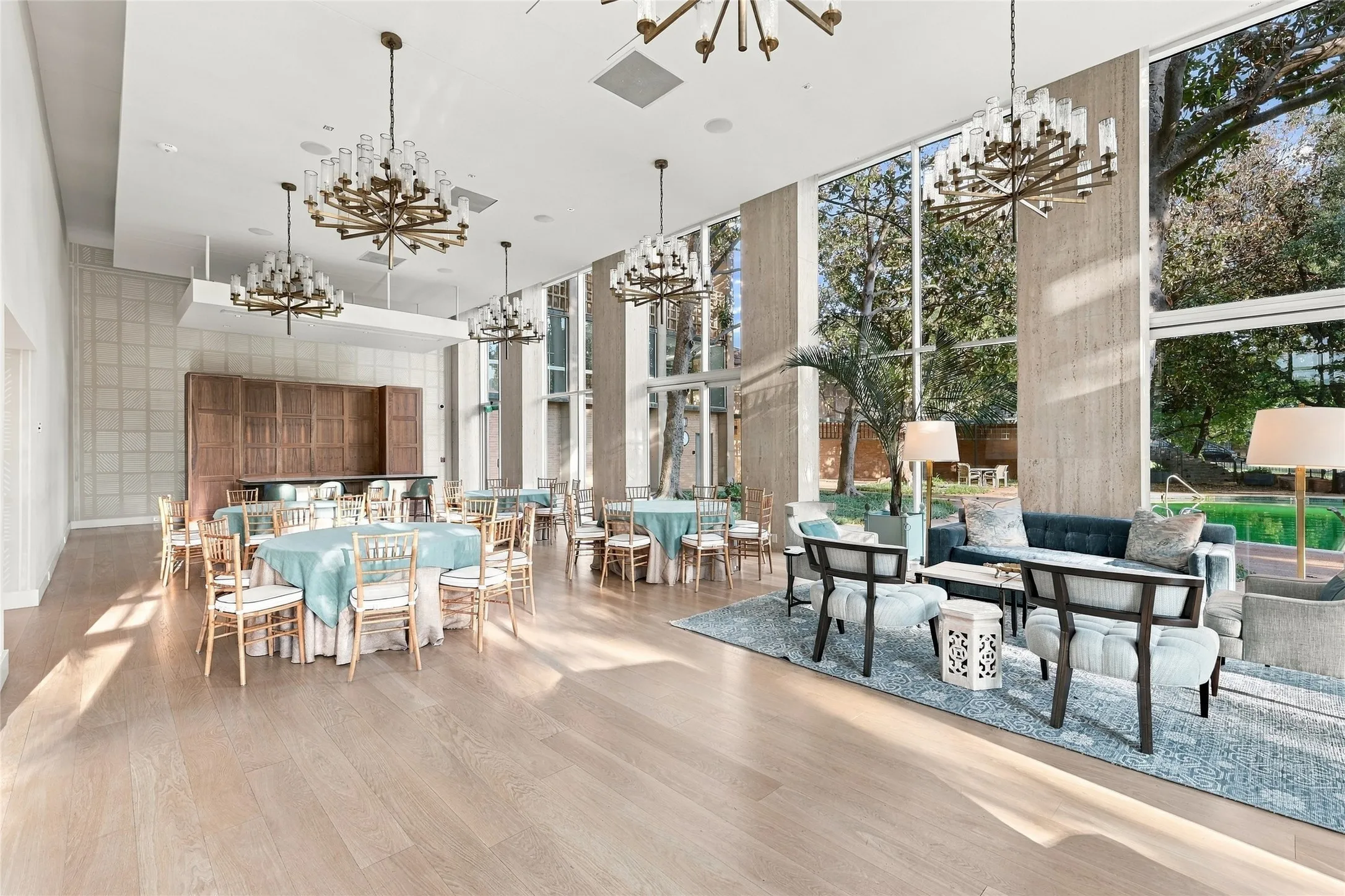 Condominium For Sale in Dallas County , 3525 Turtle Creek Boulevard 8B, Dallas, Texas 75219, 2 Bedroom, 2 Bathroom, 2 Garage spaces, 2,014 Sqft, built in 1957, mls#21411915, Real Estate Agent in Dallas, Homes For Sale in Dallas county, Homes For Sale in Dallas, Realtor in Dallas Texas, Real Estate Brokerage Independent Realty Texas, Luminita Cordes Realtor