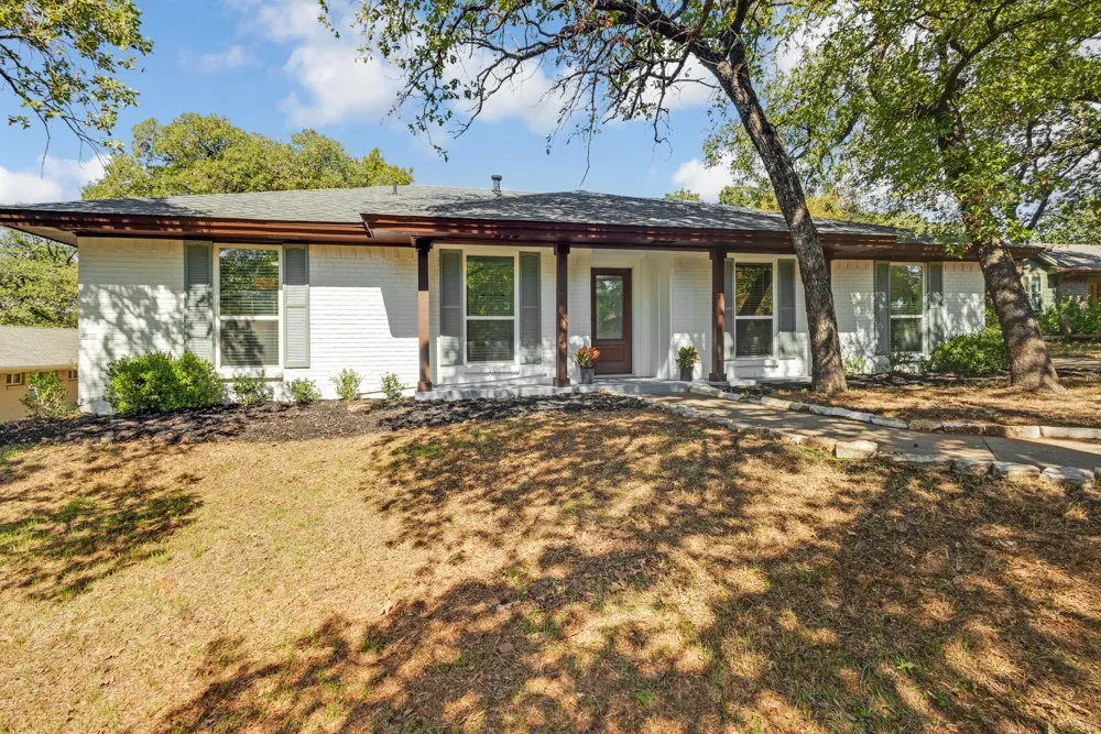 Welcome to 1137 Melissa Drive