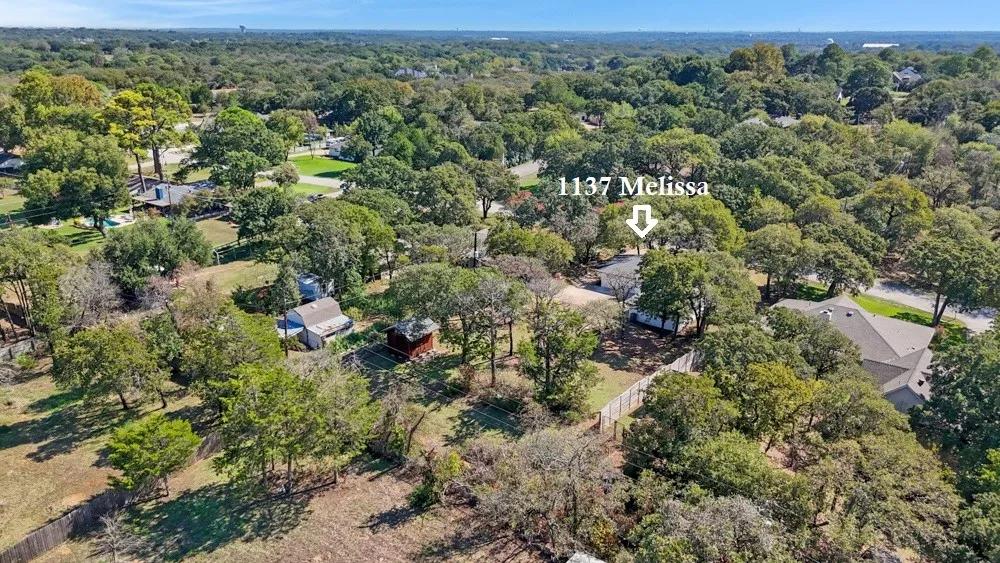 Single Family Residence For Sale in Tarrant County , 1137 Melissa Drive, Keller, Texas 76262, 3 Bedroom, 2 Bathroom, 2 Garage spaces, 1,522 Sqft, built in 1972, mls#21410294, Real Estate Agent in Keller, Homes For Sale in Tarrant county, Homes For Sale in Keller, Realtor in Keller Texas, Real Estate Brokerage Independent Realty Texas, Luminita Cordes Realtor