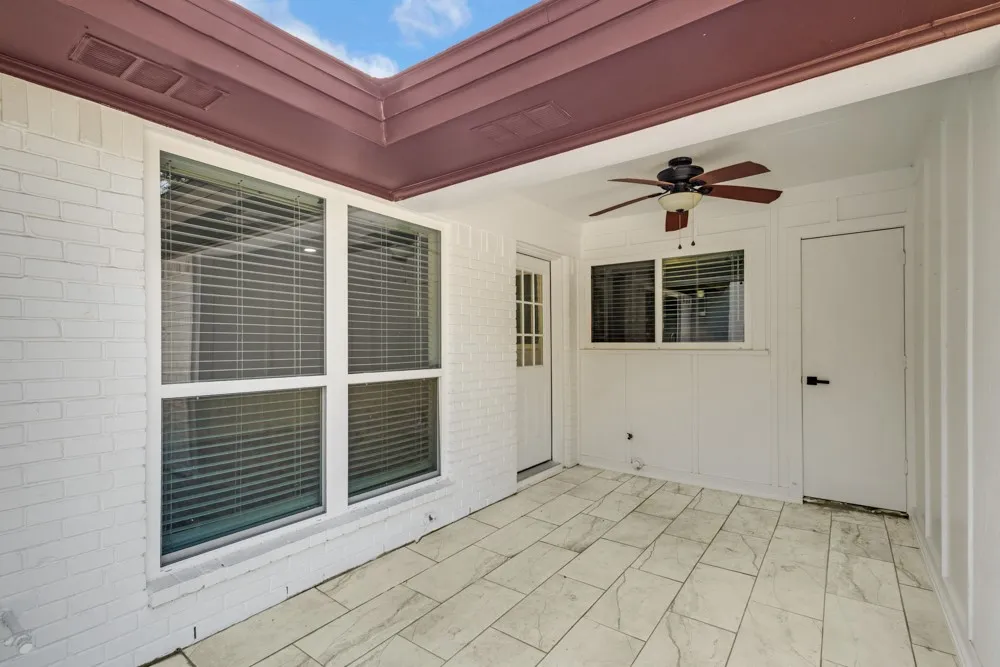 Single Family Residence For Sale in Tarrant County , 1137 Melissa Drive, Keller, Texas 76262, 3 Bedroom, 2 Bathroom, 2 Garage spaces, 1,522 Sqft, built in 1972, mls#21410294, Real Estate Agent in Keller, Homes For Sale in Tarrant county, Homes For Sale in Keller, Realtor in Keller Texas, Real Estate Brokerage Independent Realty Texas, Luminita Cordes Realtor