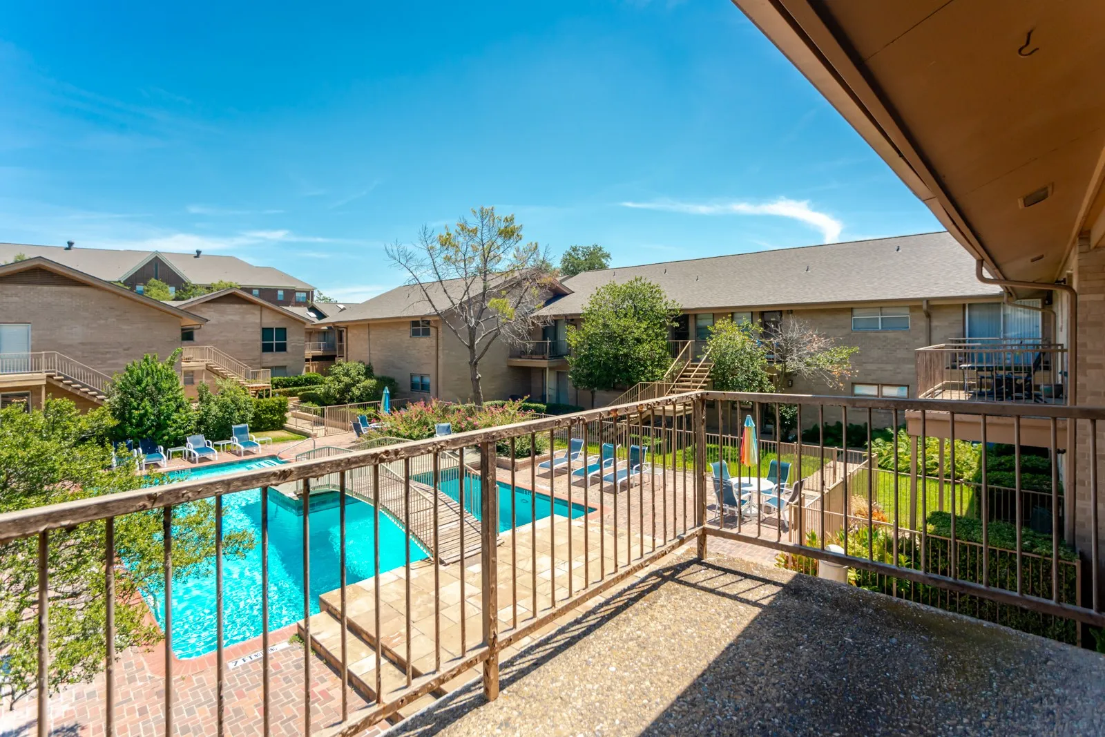 Condominium For Rent in Dallas County , 11332 Park Central Place C, Dallas, Texas 75230, 3 Bedroom, 2 Bathroom, Garage spaces, 1,301 Sqft, built in 1961, mls#21411971, Real Estate Agent in Dallas, Homes For Rent in Dallas county, Homes For Rent in Dallas, Realtor in Dallas Texas, Real Estate Brokerage Independent Realty Texas, Luminita Cordes Realtor