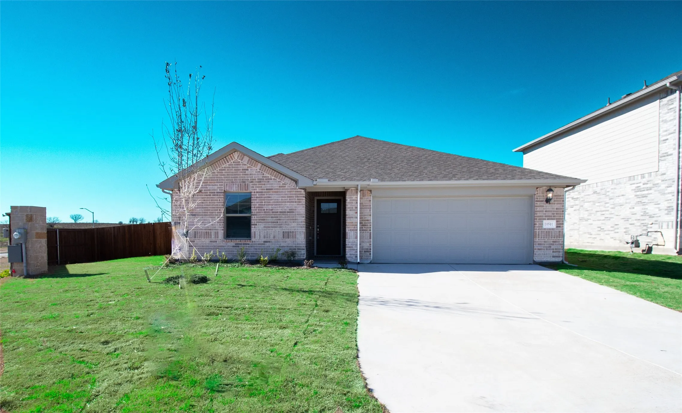 Single Family Residence For Rent in Tarrant County , 10501 Tuxinaw Trail, Fort Worth, Texas 76179, 3 Bedroom, 2 Bathroom, 2 Garage spaces, 1,831 Sqft, built in 2024, mls#21412025, Real Estate Agent in Fort Worth, Homes For Rent in Tarrant county, Homes For Rent in Fort Worth, Realtor in Fort Worth Texas, Real Estate Brokerage Independent Realty Texas, Luminita Cordes Realtor