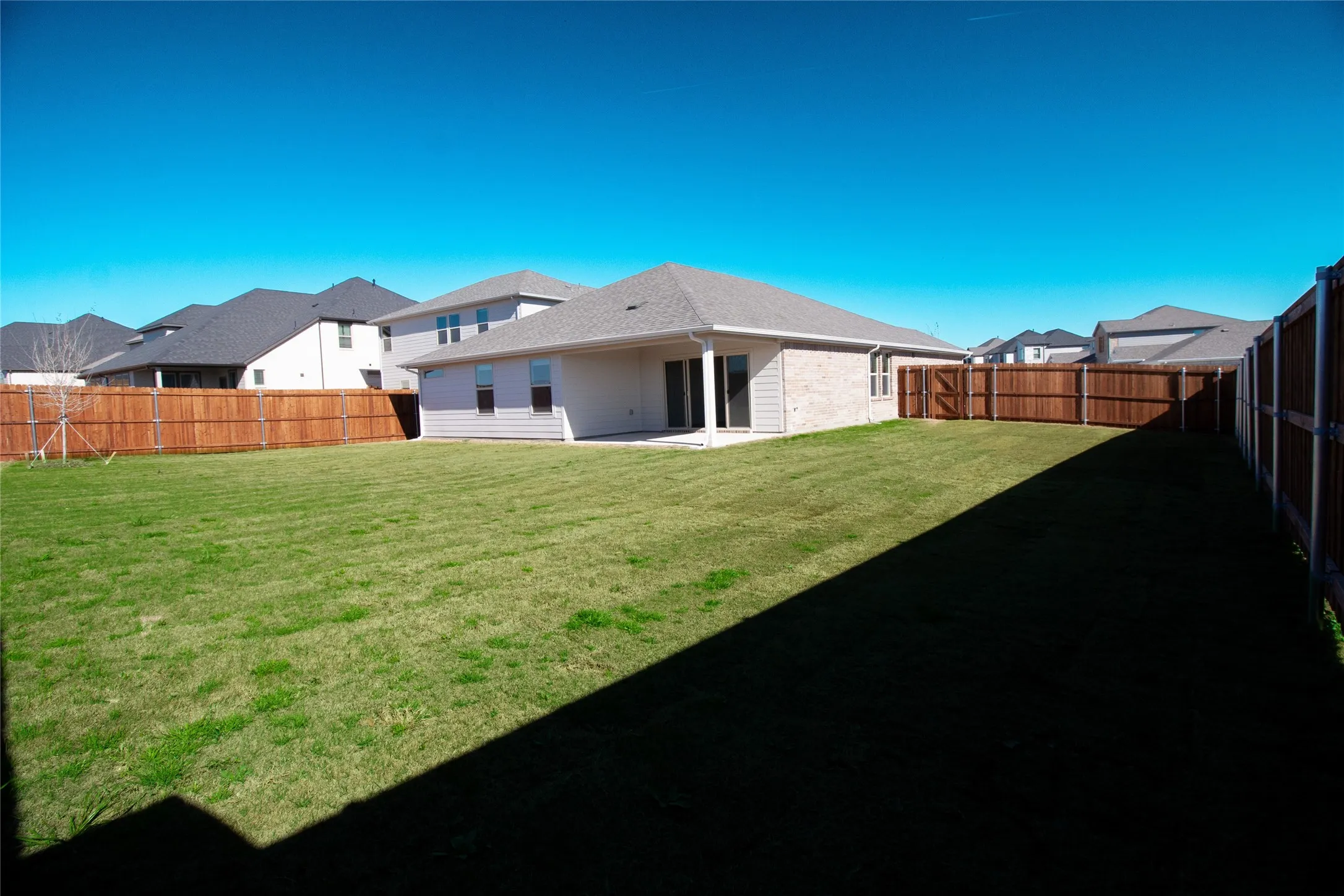Single Family Residence For Rent in Tarrant County , 10501 Tuxinaw Trail, Fort Worth, Texas 76179, 3 Bedroom, 2 Bathroom, 2 Garage spaces, 1,831 Sqft, built in 2024, mls#21412025, Real Estate Agent in Fort Worth, Homes For Rent in Tarrant county, Homes For Rent in Fort Worth, Realtor in Fort Worth Texas, Real Estate Brokerage Independent Realty Texas, Luminita Cordes Realtor