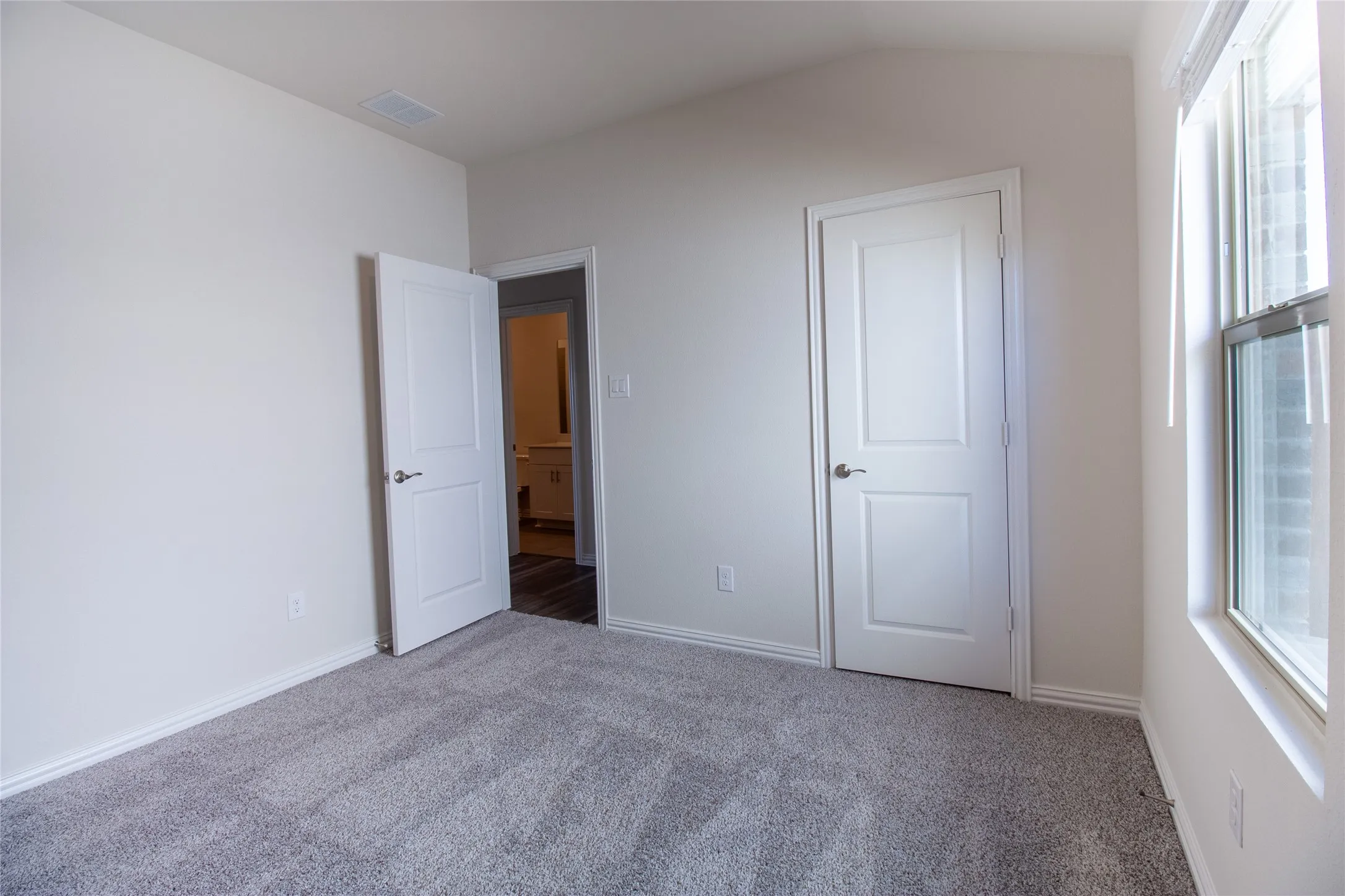Single Family Residence For Rent in Tarrant County , 10501 Tuxinaw Trail, Fort Worth, Texas 76179, 3 Bedroom, 2 Bathroom, 2 Garage spaces, 1,831 Sqft, built in 2024, mls#21412025, Real Estate Agent in Fort Worth, Homes For Rent in Tarrant county, Homes For Rent in Fort Worth, Realtor in Fort Worth Texas, Real Estate Brokerage Independent Realty Texas, Luminita Cordes Realtor