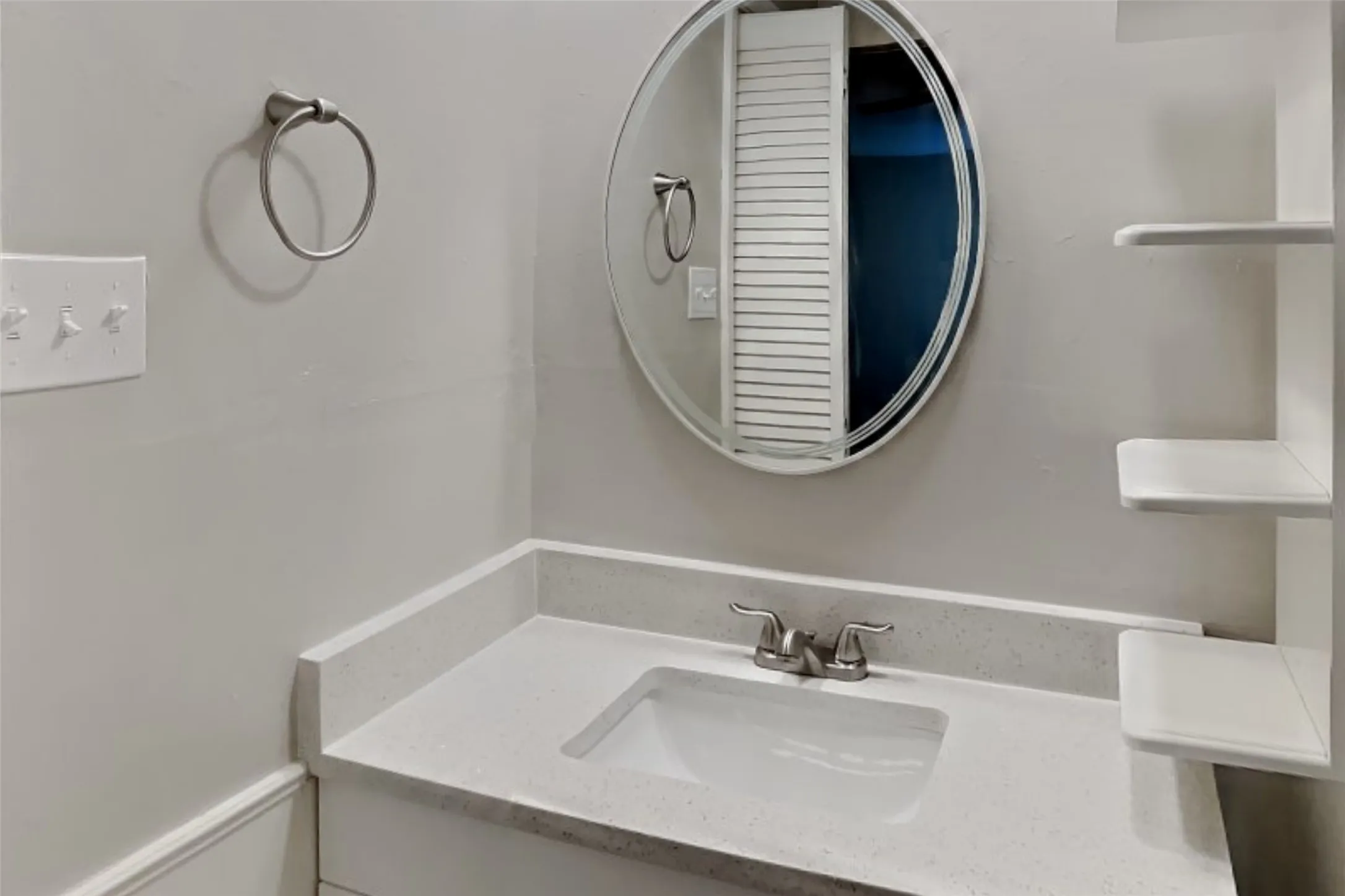 Single Family Residence For Rent in Tarrant County , 5405 Bright Star Trail, Arlington, Texas 76017, 3 Bedroom, 2 Bathroom, 2 Garage spaces, 1,682 Sqft, built in 1978, mls#21412026, Real Estate Agent in Arlington, Homes For Rent in Tarrant county, Homes For Rent in Arlington, Realtor in Arlington Texas, Real Estate Brokerage Independent Realty Texas, Luminita Cordes Realtor