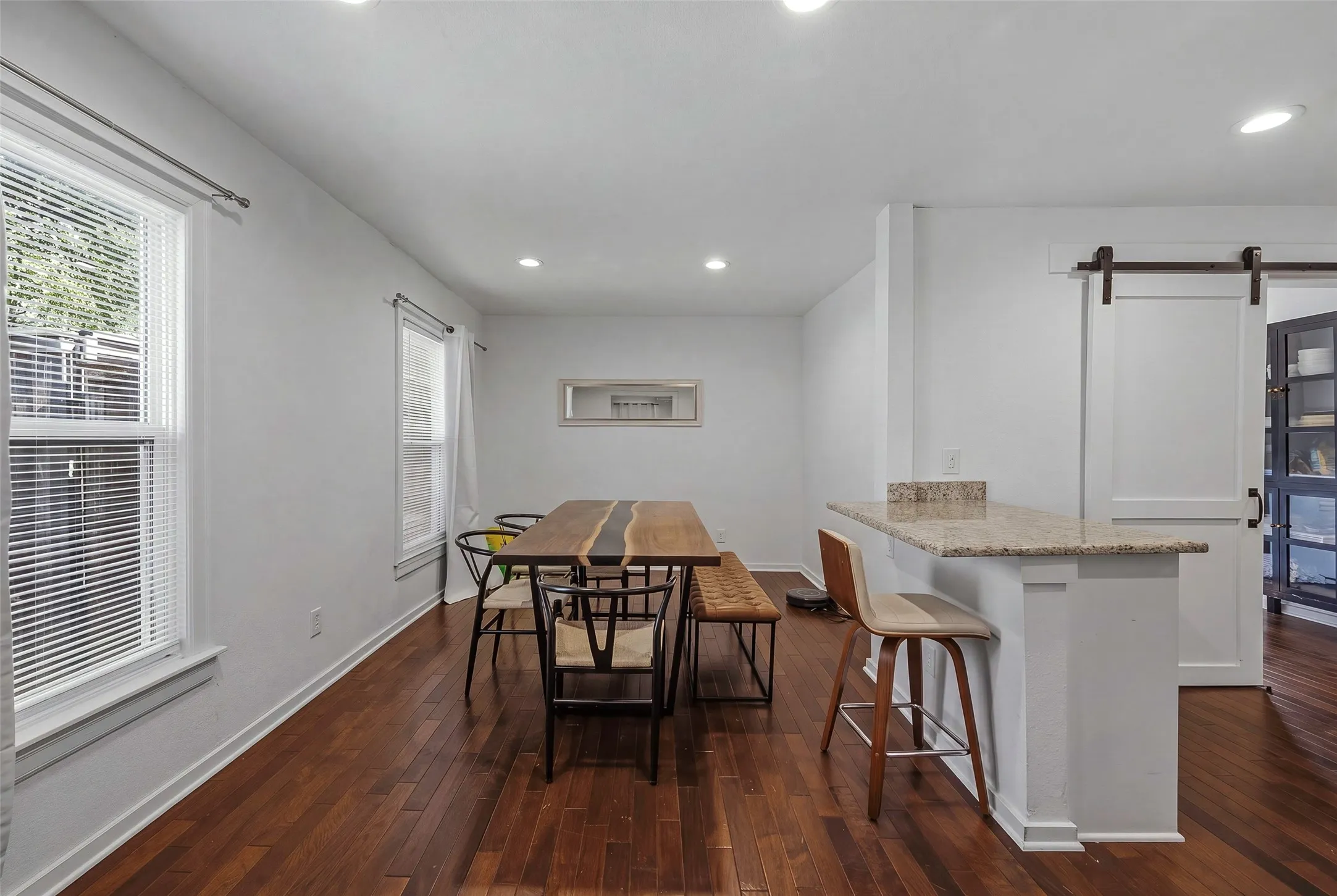 Single Family Residence For Sale in Tarrant County , 3233 Merida Avenue, Fort Worth, Texas 76109, 3 Bedroom, 3 Bathroom, Garage spaces, 2,296 Sqft, built in 1945, mls#21411976, Real Estate Agent in Fort Worth, Homes For Sale in Tarrant county, Homes For Sale in Fort Worth, Realtor in Fort Worth Texas, Real Estate Brokerage Independent Realty Texas, Luminita Cordes Realtor