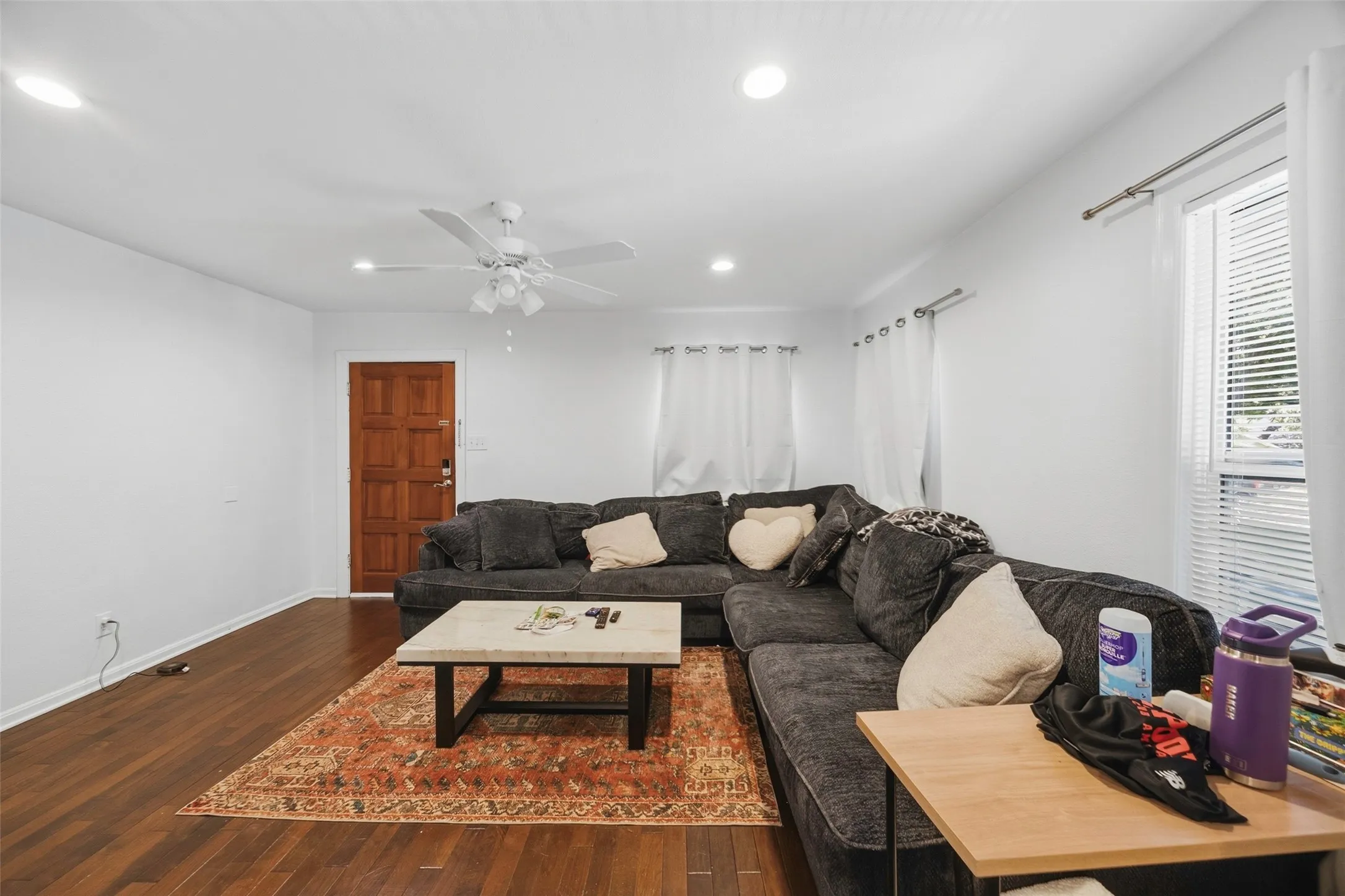 Single Family Residence For Sale in Tarrant County , 3233 Merida Avenue, Fort Worth, Texas 76109, 3 Bedroom, 3 Bathroom, Garage spaces, 2,296 Sqft, built in 1945, mls#21411976, Real Estate Agent in Fort Worth, Homes For Sale in Tarrant county, Homes For Sale in Fort Worth, Realtor in Fort Worth Texas, Real Estate Brokerage Independent Realty Texas, Luminita Cordes Realtor