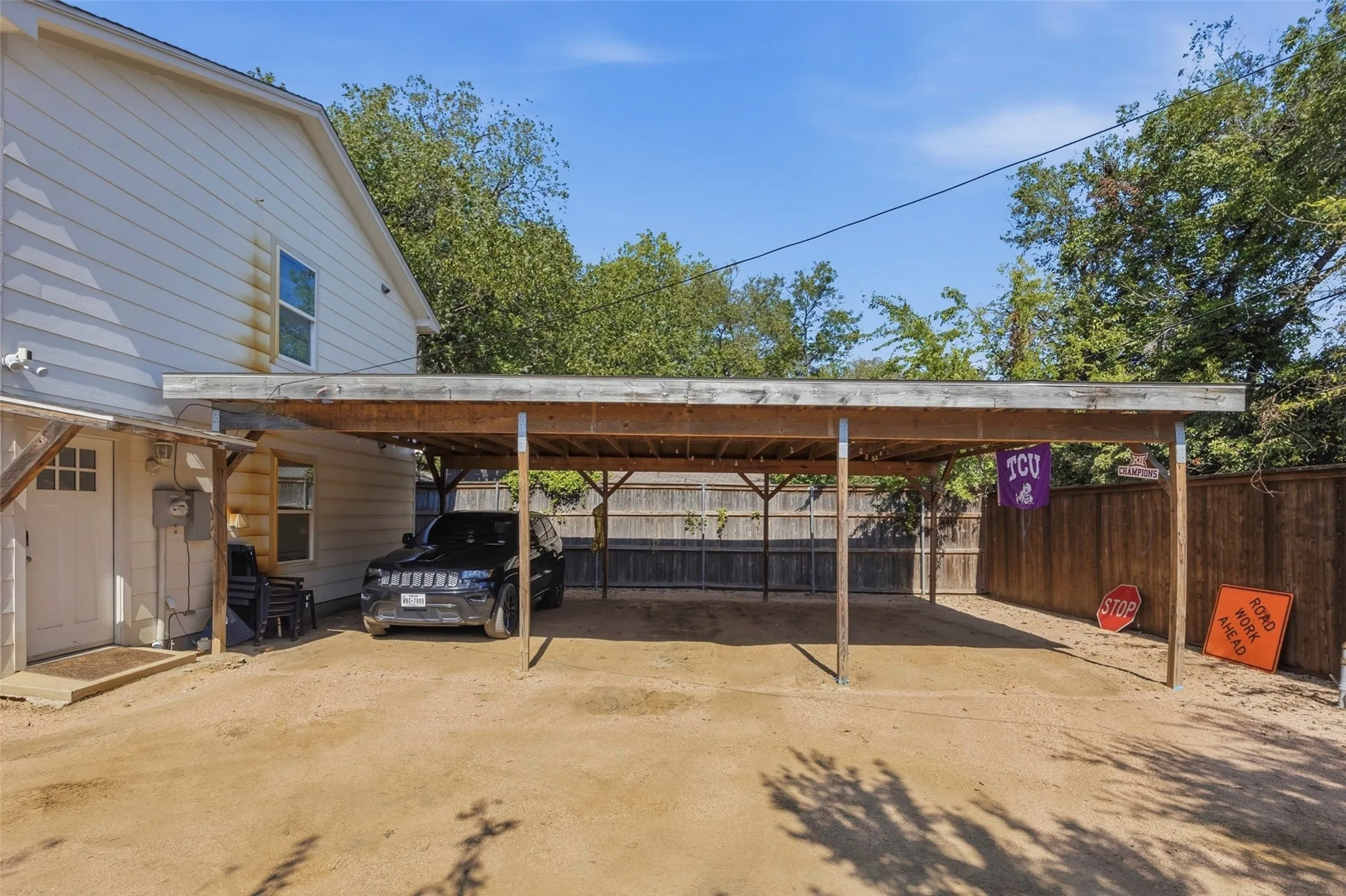 Single Family Residence For Sale in Tarrant County , 3233 Merida Avenue, Fort Worth, Texas 76109, 3 Bedroom, 3 Bathroom, Garage spaces, 2,296 Sqft, built in 1945, mls#21411976, Real Estate Agent in Fort Worth, Homes For Sale in Tarrant county, Homes For Sale in Fort Worth, Realtor in Fort Worth Texas, Real Estate Brokerage Independent Realty Texas, Luminita Cordes Realtor