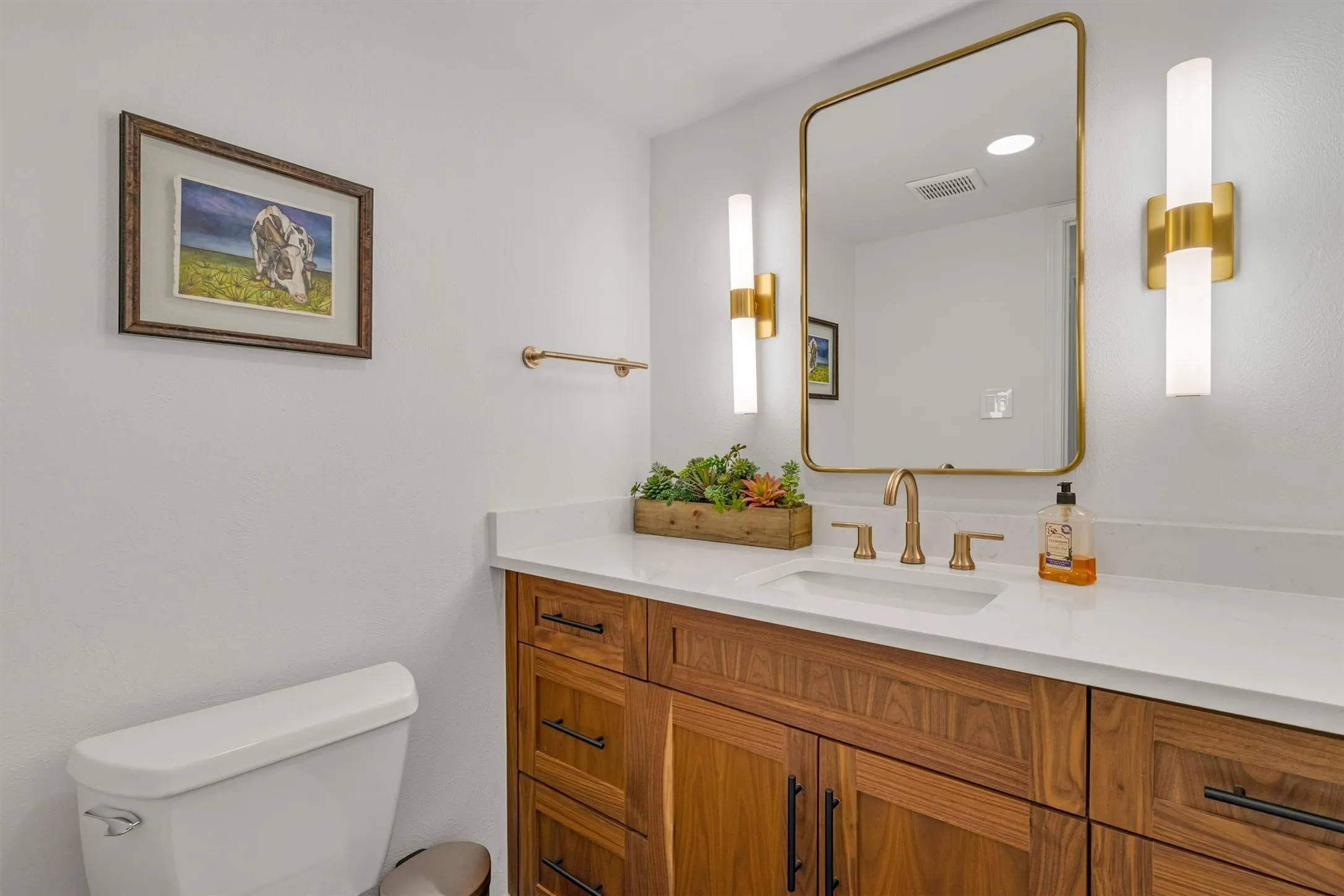 Down stairs powder bath