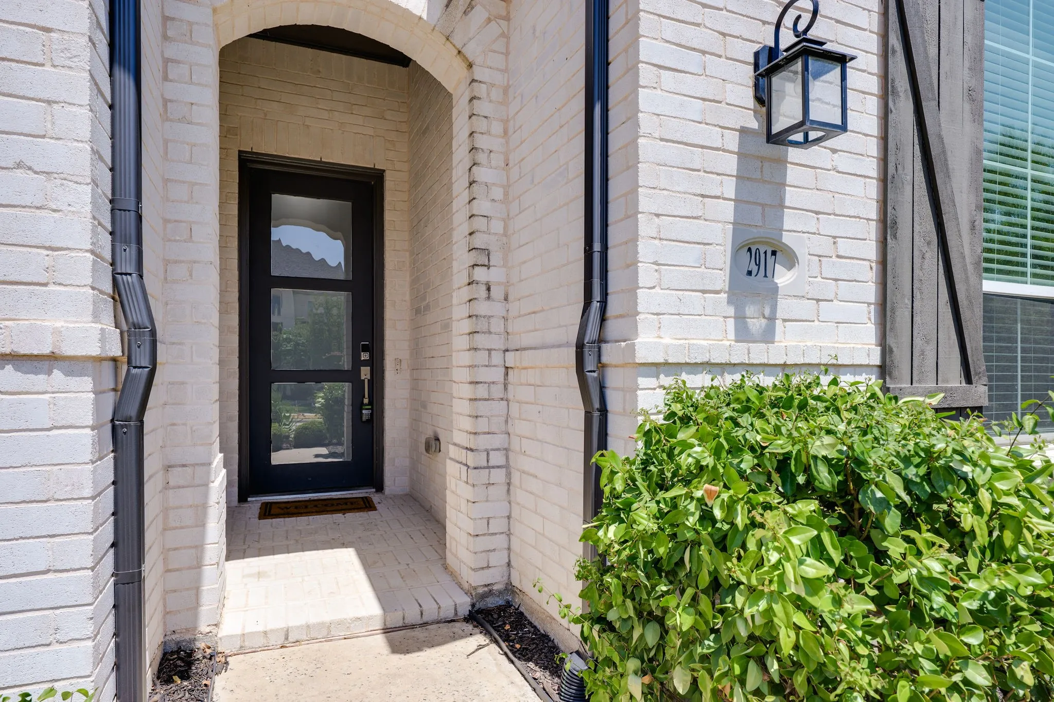 Single Family Residence For Rent in Collin County , 2917 Saltwood, Celina, Texas 75009, 4 Bedroom, 4 Bathroom, 2 Garage spaces, 2,280 Sqft, built in 2020, mls#21412051, Real Estate Agent in Celina, Homes For Rent in Collin county, Homes For Rent in Celina, Realtor in Celina Texas, Real Estate Brokerage Independent Realty Texas, Luminita Cordes Realtor