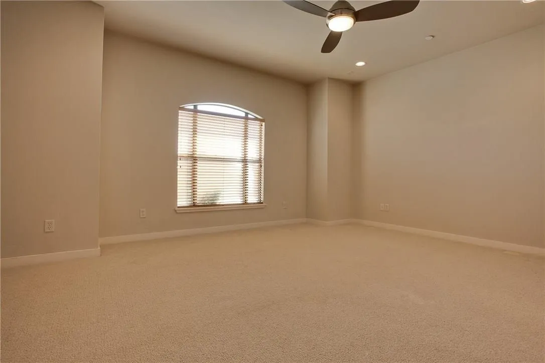 Condominium For Rent in Dallas County , 3118 Ross Avenue 1, Dallas, Texas 75204, 3 Bedroom, 3 Bathroom, 2 Garage spaces, 2,020 Sqft, built in 2006, mls#21409300, Real Estate Agent in Dallas, Homes For Rent in Dallas county, Homes For Rent in Dallas, Realtor in Dallas Texas, Real Estate Brokerage Independent Realty Texas, Luminita Cordes Realtor