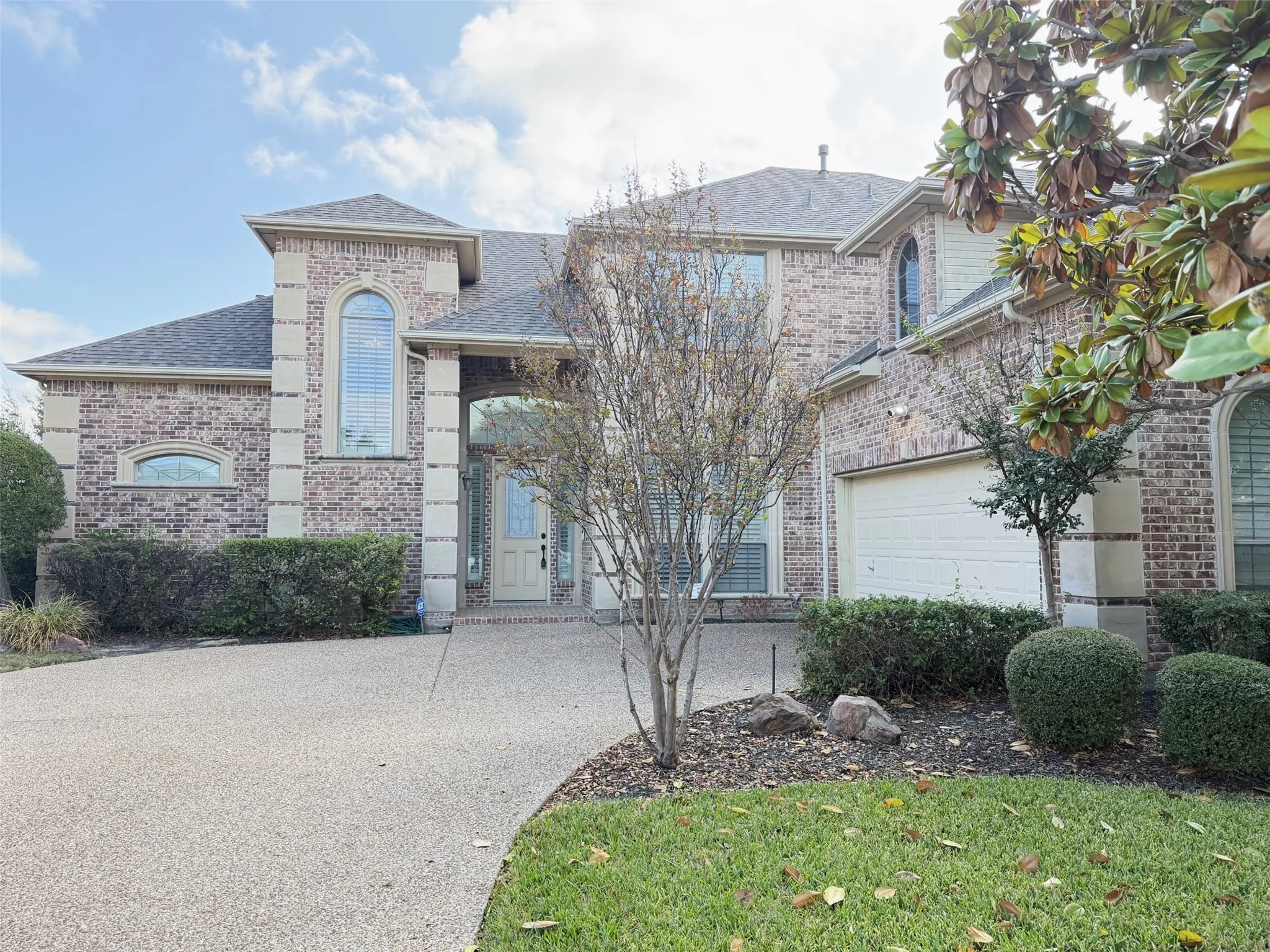 Single Family Residence For Rent