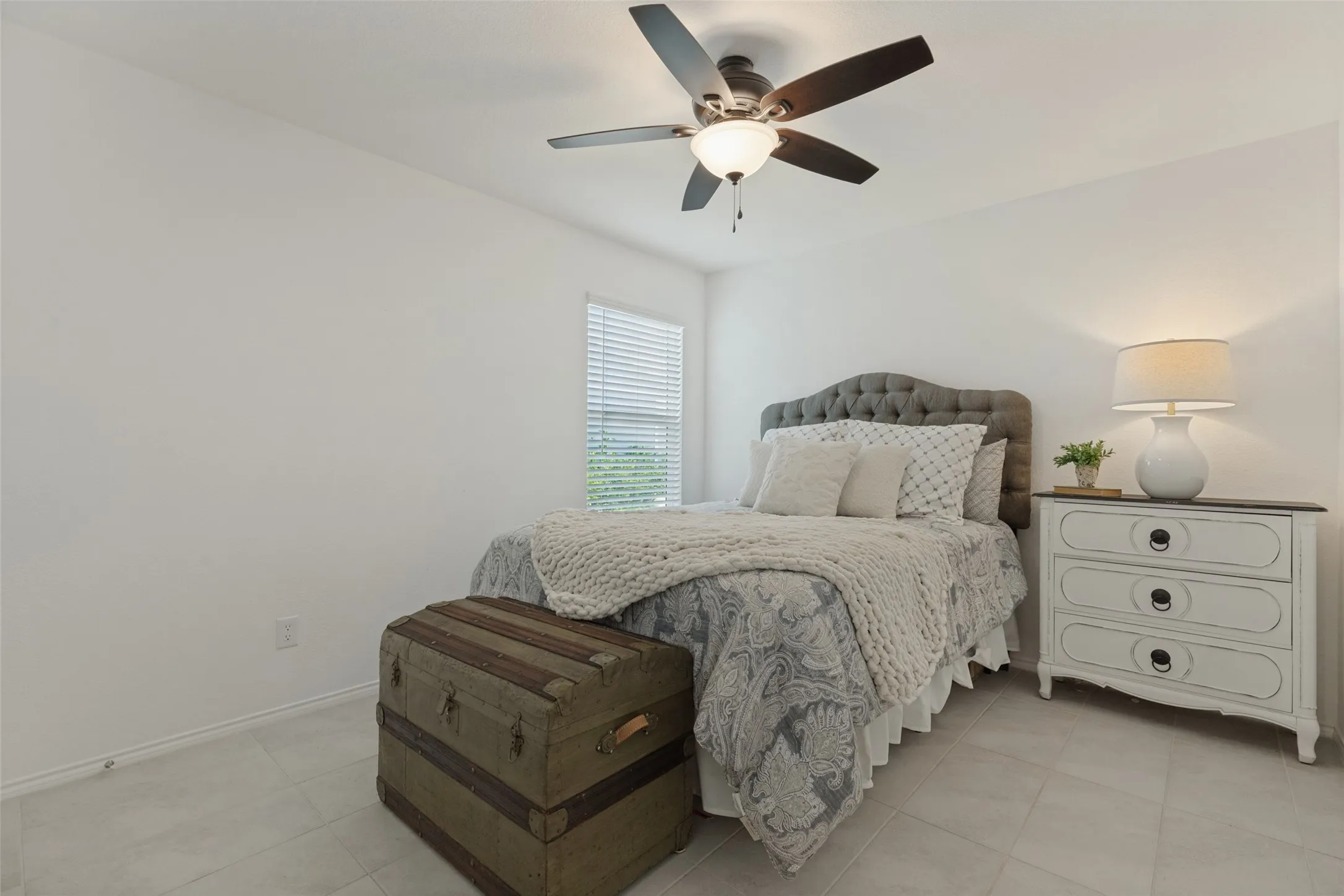 Single Family Residence For Sale in Collin County , 3700 Kinglet Court, Mc Kinney, Texas 75071, 2 Bedroom, 1 Bathroom, 2 Garage spaces, 1,012 Sqft, built in 2023, mls#21411975, Real Estate Agent in Mc Kinney, Homes For Sale in Collin county, Homes For Sale in Mc Kinney, Realtor in Mc Kinney Texas, Real Estate Brokerage Independent Realty Texas, Luminita Cordes Realtor