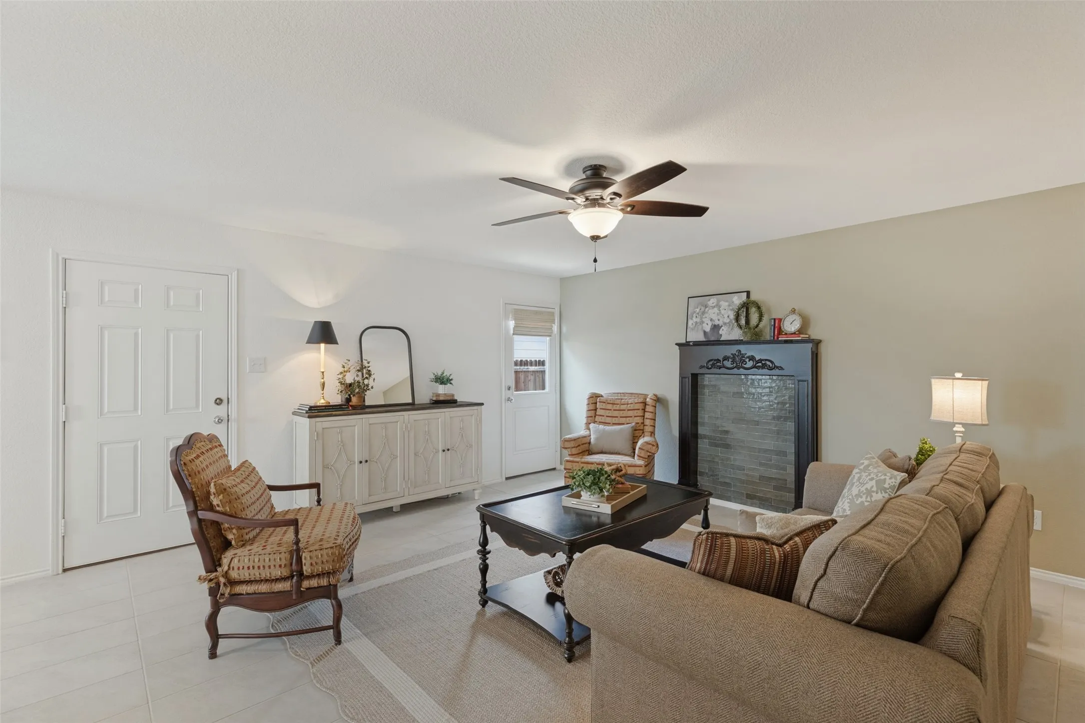 Single Family Residence For Sale in Collin County , 3700 Kinglet Court, Mc Kinney, Texas 75071, 2 Bedroom, 1 Bathroom, 2 Garage spaces, 1,012 Sqft, built in 2023, mls#21411975, Real Estate Agent in Mc Kinney, Homes For Sale in Collin county, Homes For Sale in Mc Kinney, Realtor in Mc Kinney Texas, Real Estate Brokerage Independent Realty Texas, Luminita Cordes Realtor