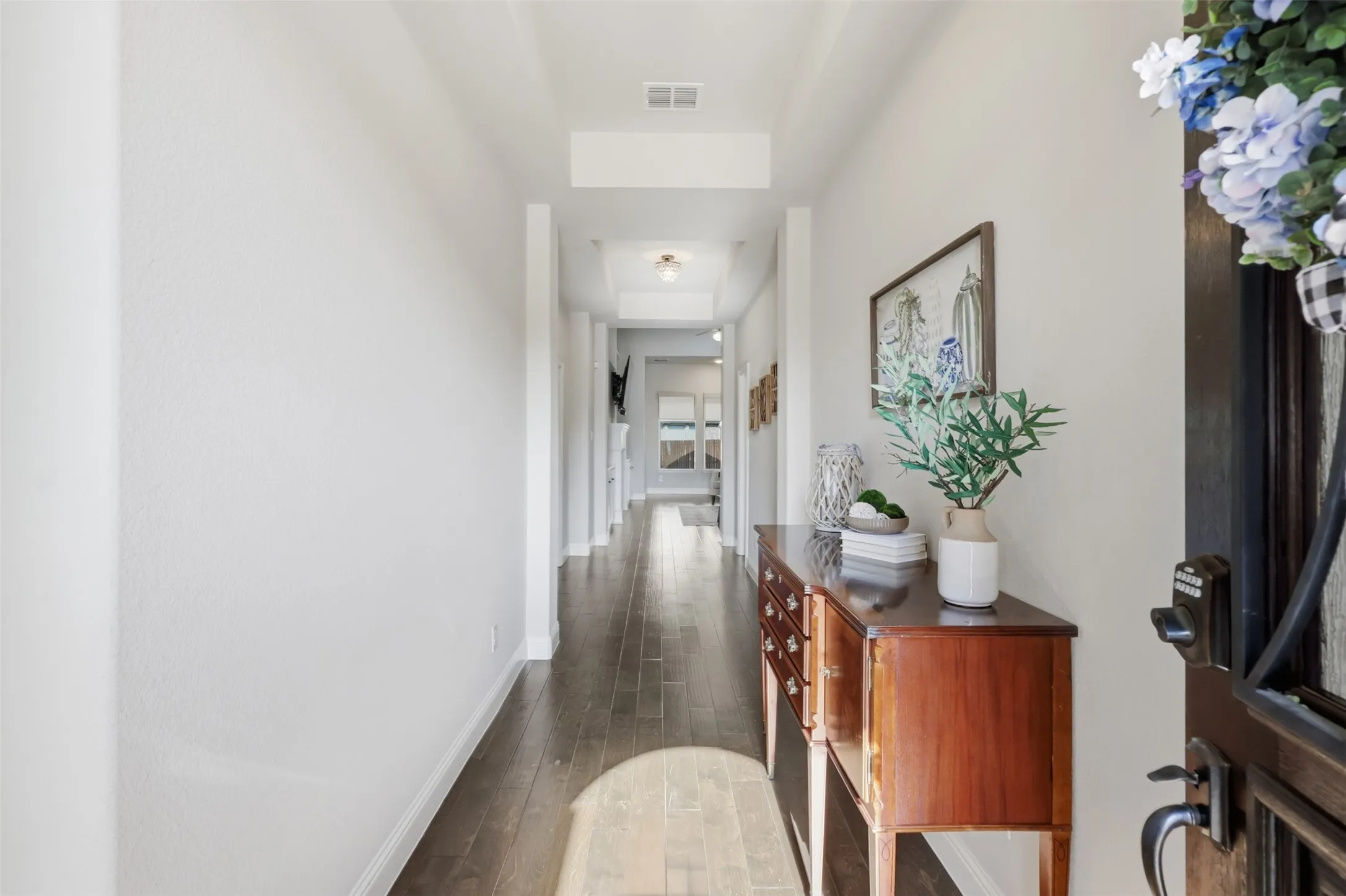 Single Family Residence For Sale in Denton County , 14616 Spitfire Trail, Fort Worth, Texas 76262, 3 Bedroom, 3 Bathroom, 2 Garage spaces, 2,112 Sqft, built in 2017, mls#21404138, Real Estate Agent in Fort Worth, Homes For Sale in Denton county, Homes For Sale in Fort Worth, Realtor in Fort Worth Texas, Real Estate Brokerage Independent Realty Texas, Luminita Cordes Realtor