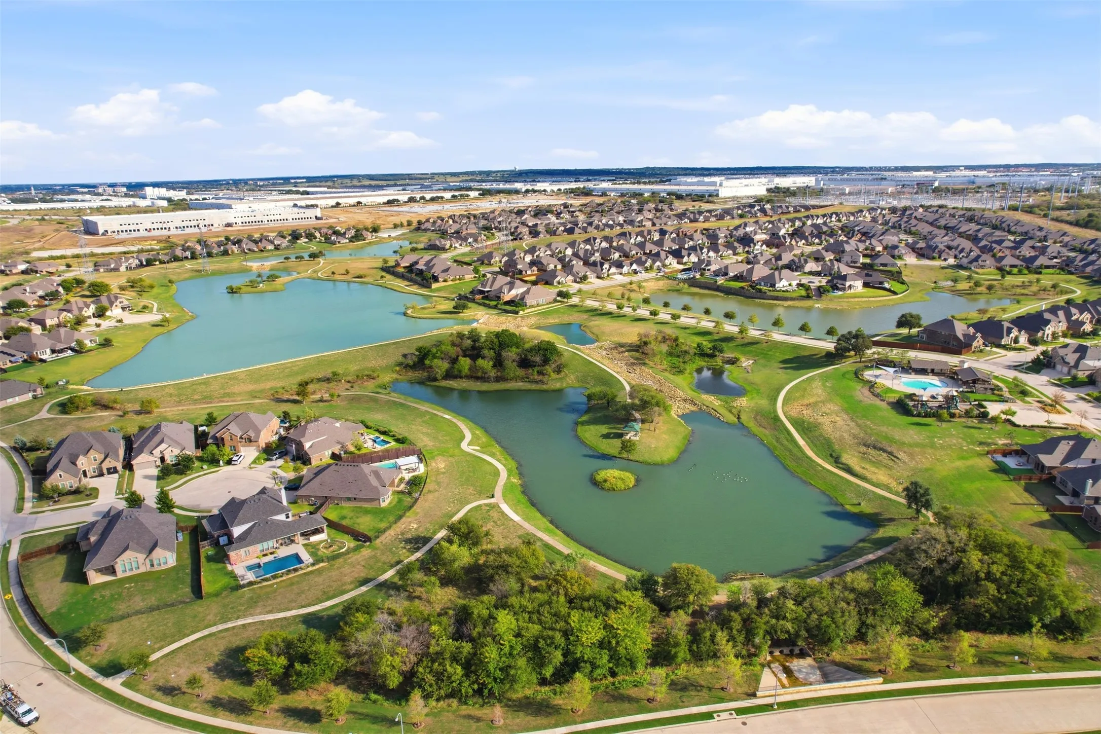 Single Family Residence For Sale in Denton County , 14616 Spitfire Trail, Fort Worth, Texas 76262, 3 Bedroom, 3 Bathroom, 2 Garage spaces, 2,112 Sqft, built in 2017, mls#21404138, Real Estate Agent in Fort Worth, Homes For Sale in Denton county, Homes For Sale in Fort Worth, Realtor in Fort Worth Texas, Real Estate Brokerage Independent Realty Texas, Luminita Cordes Realtor