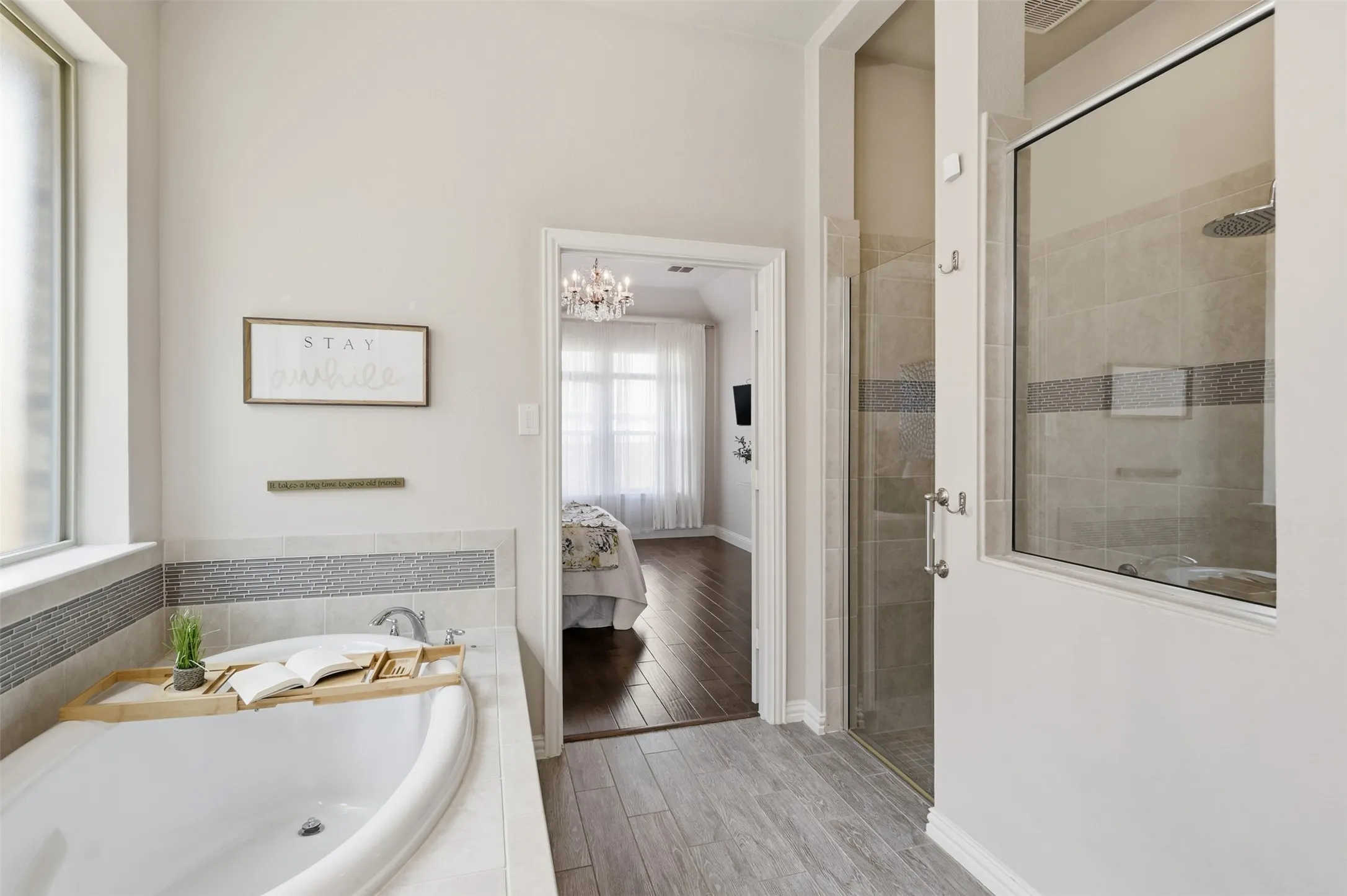 Single Family Residence For Sale in Denton County , 14616 Spitfire Trail, Fort Worth, Texas 76262, 3 Bedroom, 3 Bathroom, 2 Garage spaces, 2,112 Sqft, built in 2017, mls#21404138, Real Estate Agent in Fort Worth, Homes For Sale in Denton county, Homes For Sale in Fort Worth, Realtor in Fort Worth Texas, Real Estate Brokerage Independent Realty Texas, Luminita Cordes Realtor