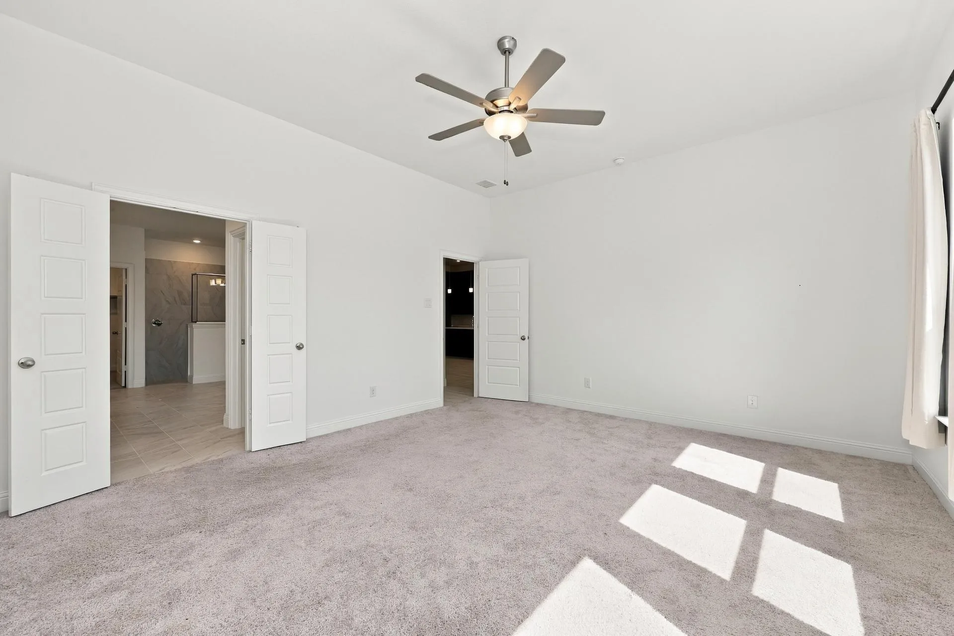 Single Family Residence For Rent in Ellis County , 752 Brozgold Avenue, Midlothian, Texas 76065, 5 Bedroom, 4 Bathroom, 3 Garage spaces, 2,912 Sqft, built in 2025, mls#21412113, Real Estate Agent in Midlothian, Homes For Rent in Ellis county, Homes For Rent in Midlothian, Realtor in Midlothian Texas, Real Estate Brokerage Independent Realty Texas, Luminita Cordes Realtor
