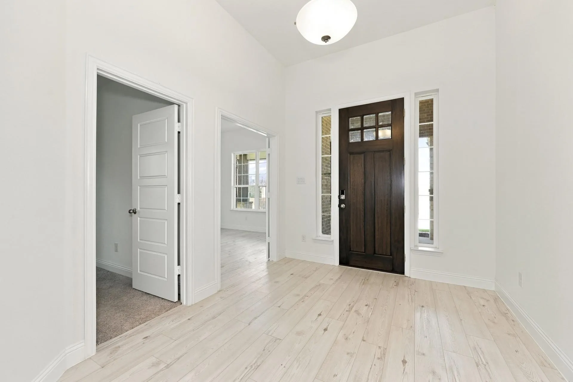 Single Family Residence For Rent in Ellis County , 752 Brozgold Avenue, Midlothian, Texas 76065, 5 Bedroom, 4 Bathroom, 3 Garage spaces, 2,912 Sqft, built in 2025, mls#21412113, Real Estate Agent in Midlothian, Homes For Rent in Ellis county, Homes For Rent in Midlothian, Realtor in Midlothian Texas, Real Estate Brokerage Independent Realty Texas, Luminita Cordes Realtor