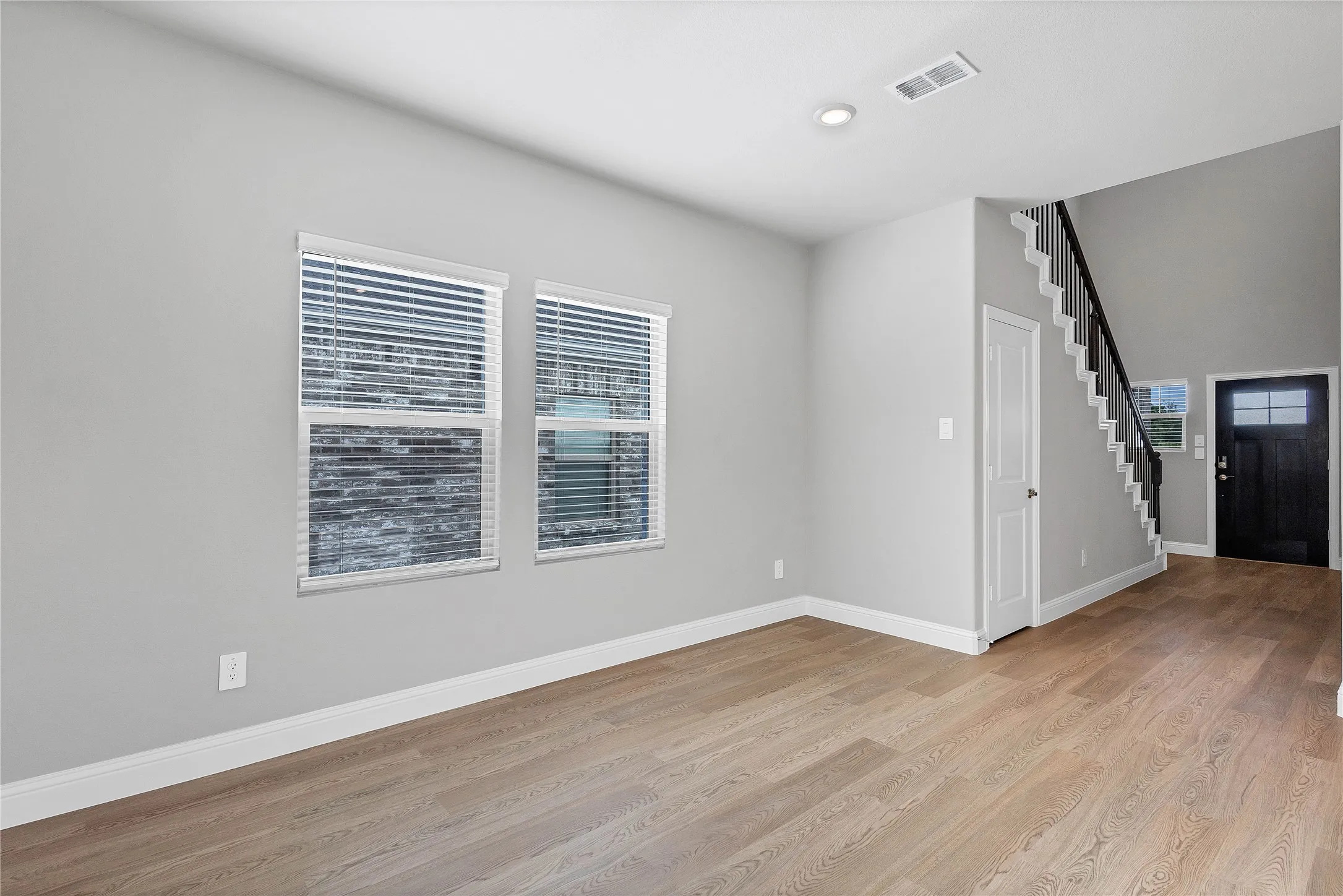 Single Family Residence For Rent in Collin County , 507 Martell Road, Mc Kinney, Texas 75069, 4 Bedroom, 3 Bathroom, 2 Garage spaces, 2,055 Sqft, built in 2025, mls#21412111, Real Estate Agent in Mc Kinney, Homes For Rent in Collin county, Homes For Rent in Mc Kinney, Realtor in Mc Kinney Texas, Real Estate Brokerage Independent Realty Texas, Luminita Cordes Realtor
