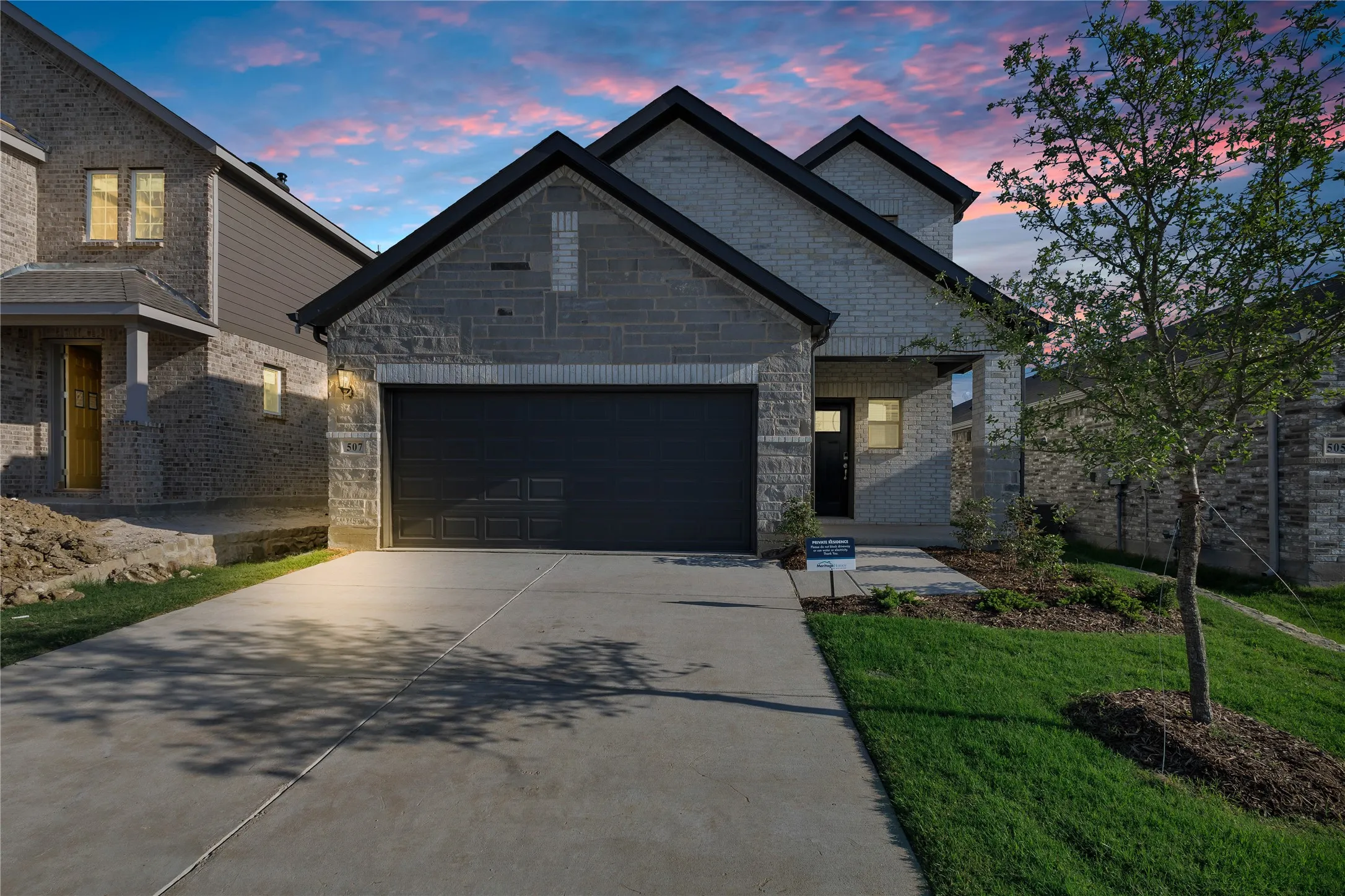 Single Family Residence For Rent
