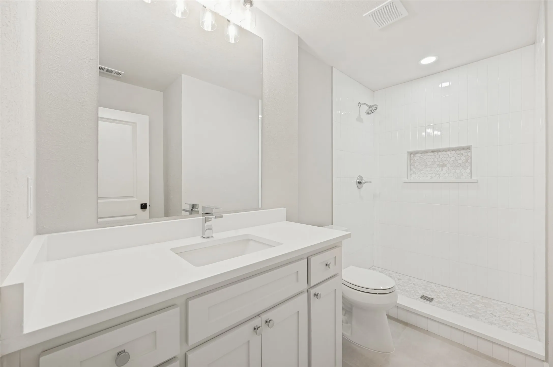 Single Family Residence For Sale in Dallas County , 3706 Windsor Street, Irving, Texas 75062, 3 Bedroom, 2 Bathroom, 2 Garage spaces, 1,879 Sqft, built in 1960, mls#21411454, Real Estate Agent in Irving, Homes For Sale in Dallas county, Homes For Sale in Irving, Realtor in Irving Texas, Real Estate Brokerage Independent Realty Texas, Luminita Cordes Realtor