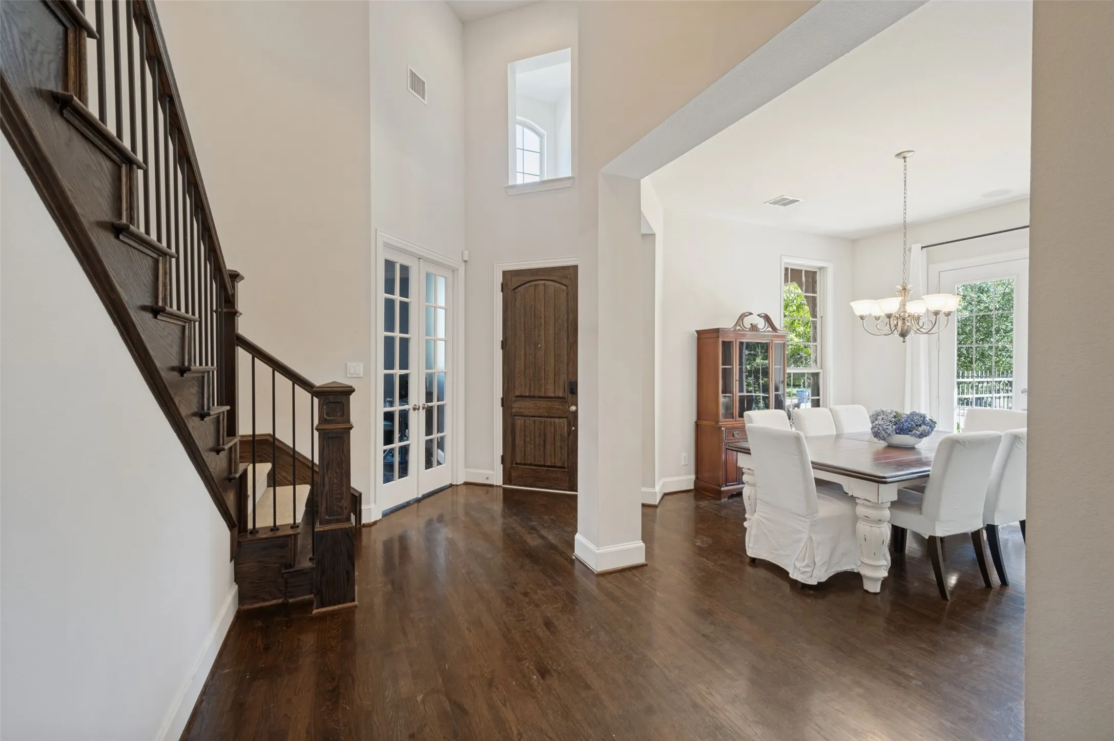 Single Family Residence For Sale in Collin County , 301 Longhorn Drive, Mc Kinney, Texas 75071, 5 Bedroom, 6 Bathroom, 3 Garage spaces, 3,970 Sqft, built in 2012, mls#21411714, Real Estate Agent in Mc Kinney, Homes For Sale in Collin county, Homes For Sale in Mc Kinney, Realtor in Mc Kinney Texas, Real Estate Brokerage Independent Realty Texas, Luminita Cordes Realtor