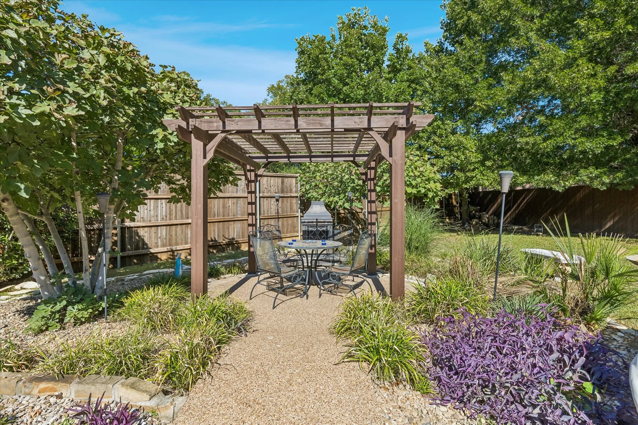 Single Family Residence For Sale in Tarrant County , 1417 Kaitlyn Lane, Keller, Texas 76248, 4 Bedroom, 4 Bathroom, 3 Garage spaces, 4,383 Sqft, built in 2000, mls#21399748, Real Estate Agent in Keller, Homes For Sale in Tarrant county, Homes For Sale in Keller, Realtor in Keller Texas, Real Estate Brokerage Independent Realty Texas, Luminita Cordes Realtor