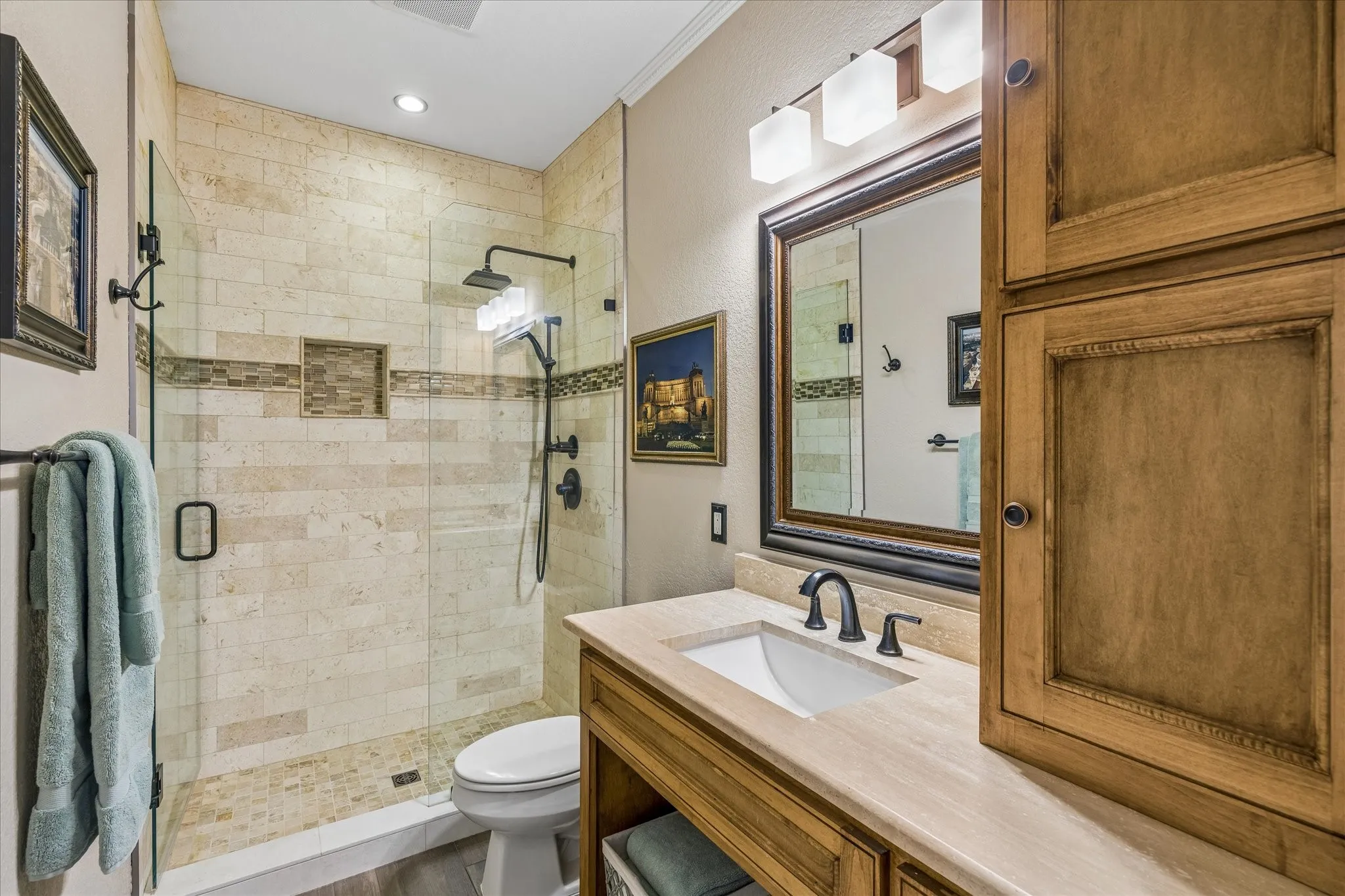 Single Family Residence For Sale in Tarrant County , 1417 Kaitlyn Lane, Keller, Texas 76248, 4 Bedroom, 4 Bathroom, 3 Garage spaces, 4,383 Sqft, built in 2000, mls#21399748, Real Estate Agent in Keller, Homes For Sale in Tarrant county, Homes For Sale in Keller, Realtor in Keller Texas, Real Estate Brokerage Independent Realty Texas, Luminita Cordes Realtor