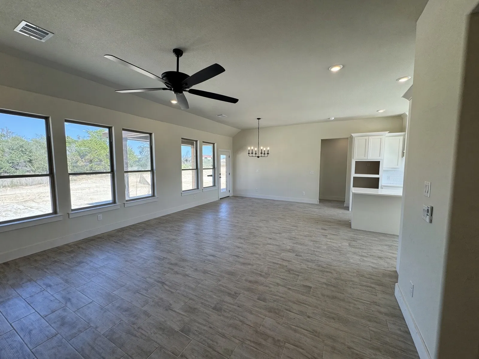 Single Family Residence For Sale in Parker County , 1094 Colt Road, Springtown, Texas 76082, 4 Bedroom, 2 Bathroom, 2 Garage spaces, 1,890 Sqft, built in 2026, mls#21412133, Real Estate Agent in Springtown, Homes For Sale in Parker county, Homes For Sale in Springtown, Realtor in Springtown Texas, Real Estate Brokerage Independent Realty Texas, Luminita Cordes Realtor