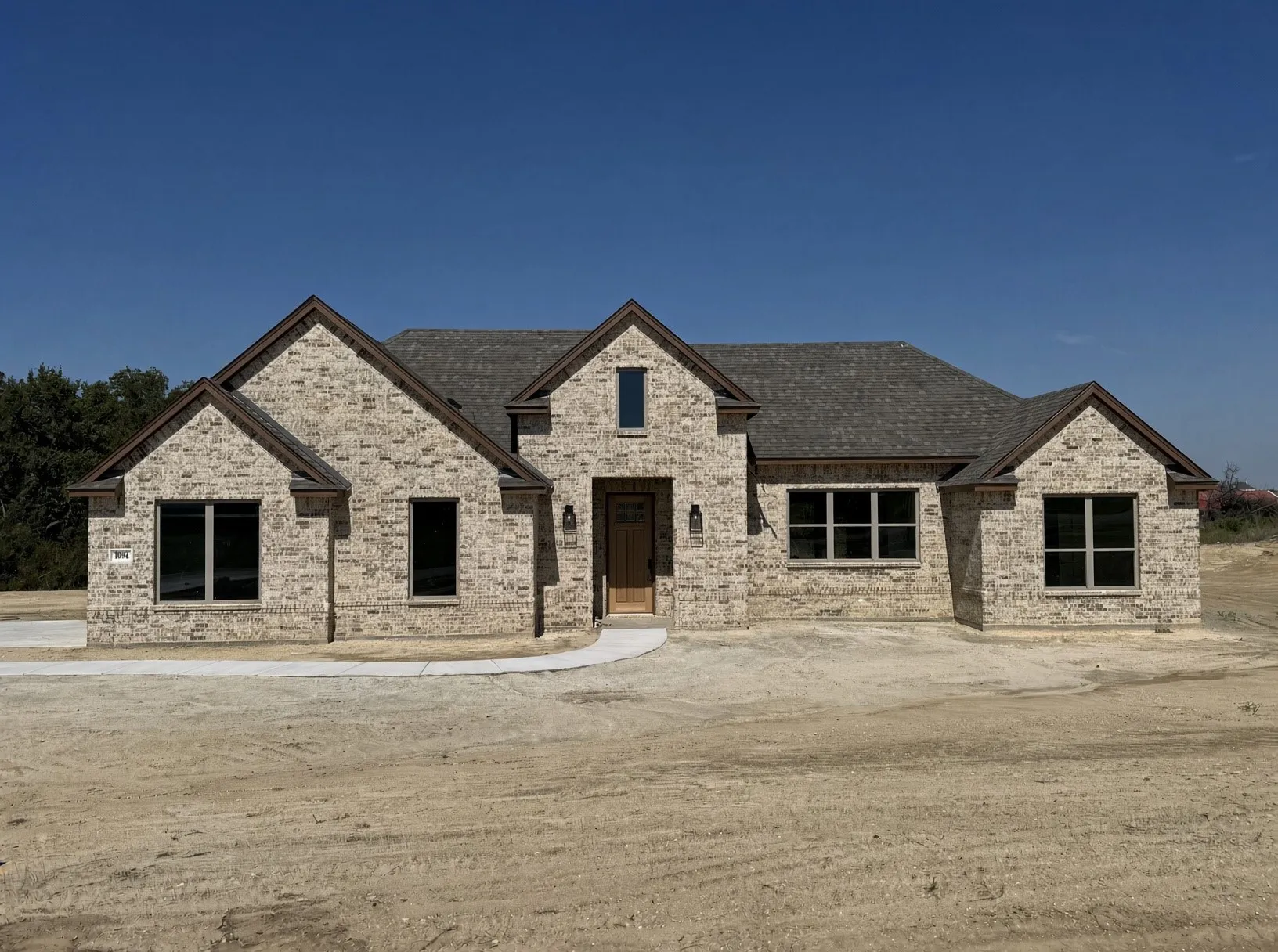 Single Family Residence For Sale