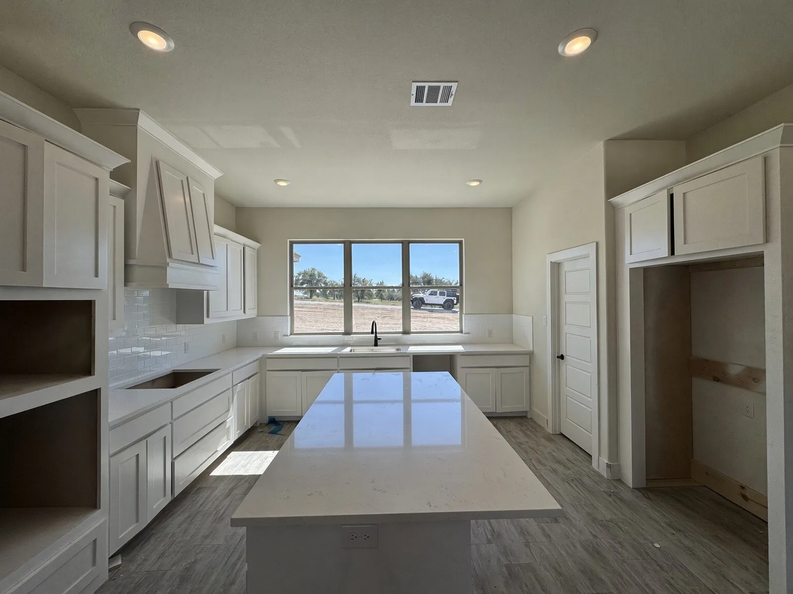 Single Family Residence For Sale in Parker County , 1094 Colt Road, Springtown, Texas 76082, 4 Bedroom, 2 Bathroom, 2 Garage spaces, 1,890 Sqft, built in 2026, mls#21412133, Real Estate Agent in Springtown, Homes For Sale in Parker county, Homes For Sale in Springtown, Realtor in Springtown Texas, Real Estate Brokerage Independent Realty Texas, Luminita Cordes Realtor