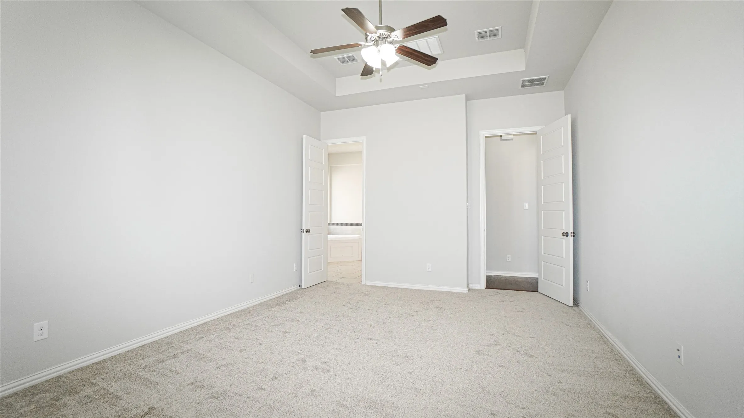 Single Family Residence For Rent in Rockwall County , 790 York Drive, Rockwall, Texas 75087, 4 Bedroom, 4 Bathroom, 2 Garage spaces, 3,497 Sqft, built in 2014, mls#21412117, Real Estate Agent in Rockwall, Homes For Rent in Rockwall county, Homes For Rent in Rockwall, Realtor in Rockwall Texas, Real Estate Brokerage Independent Realty Texas, Luminita Cordes Realtor