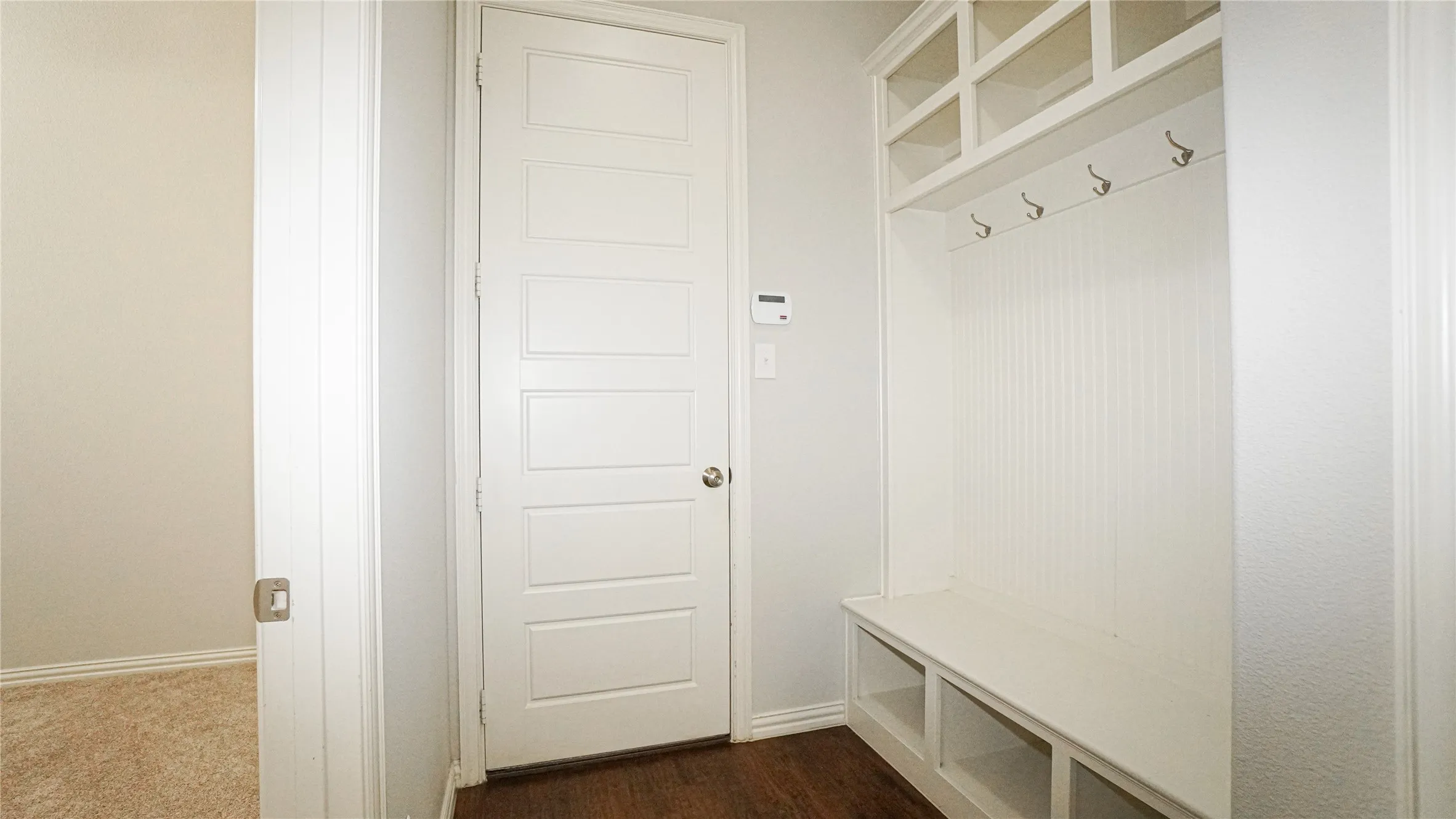 Single Family Residence For Rent in Rockwall County , 790 York Drive, Rockwall, Texas 75087, 4 Bedroom, 4 Bathroom, 2 Garage spaces, 3,497 Sqft, built in 2014, mls#21412117, Real Estate Agent in Rockwall, Homes For Rent in Rockwall county, Homes For Rent in Rockwall, Realtor in Rockwall Texas, Real Estate Brokerage Independent Realty Texas, Luminita Cordes Realtor