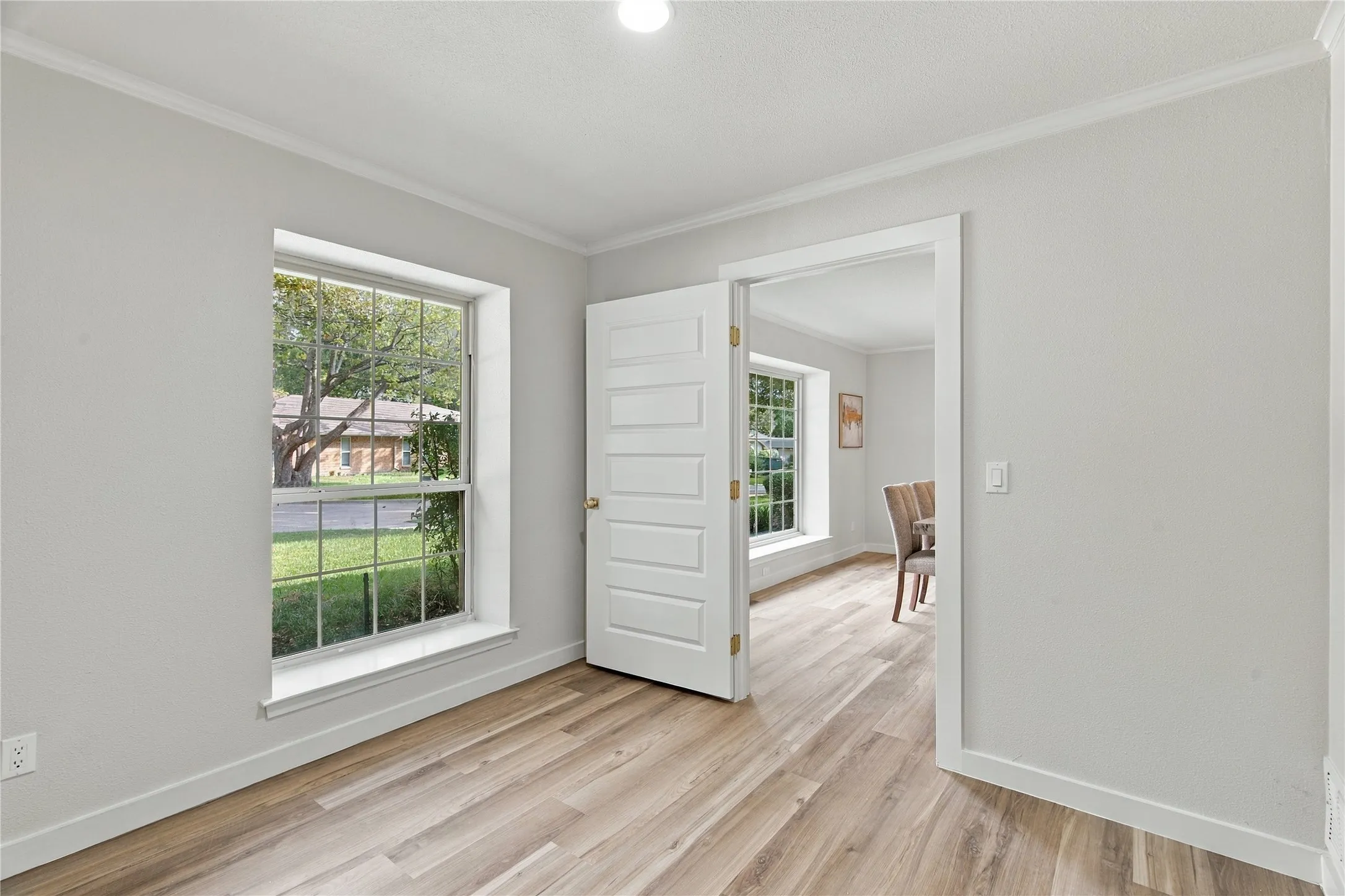 Single Family Residence For Sale in Collin County , 2612 Briarcove Drive, Plano, Texas 75074, 4 Bedroom, 3 Bathroom, 2 Garage spaces, 2,742 Sqft, built in 1968, mls#21410111, Real Estate Agent in Plano, Homes For Sale in Collin county, Homes For Sale in Plano, Realtor in Plano Texas, Real Estate Brokerage Independent Realty Texas, Luminita Cordes Realtor