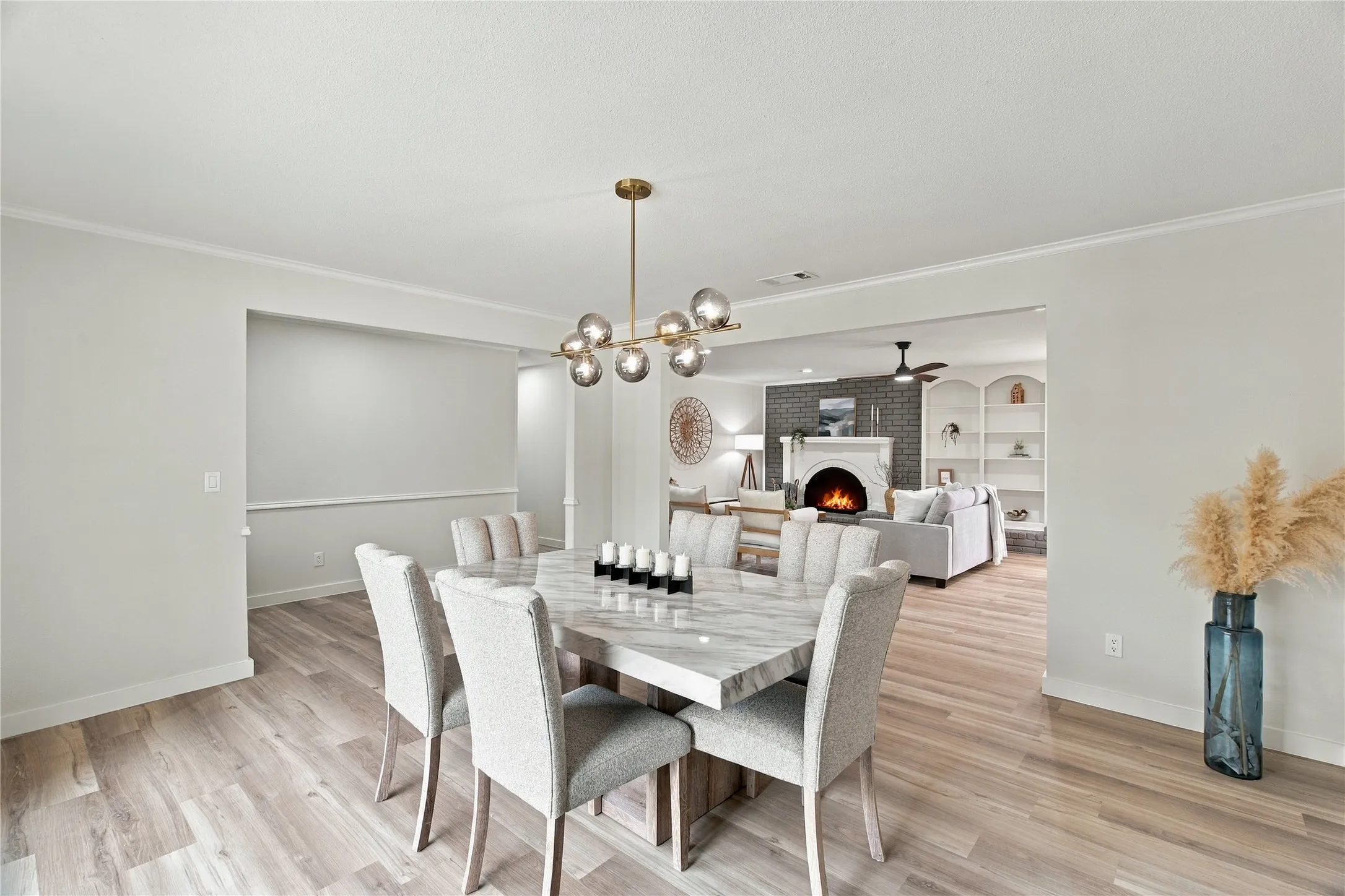 Single Family Residence For Sale in Collin County , 2612 Briarcove Drive, Plano, Texas 75074, 4 Bedroom, 3 Bathroom, 2 Garage spaces, 2,742 Sqft, built in 1968, mls#21410111, Real Estate Agent in Plano, Homes For Sale in Collin county, Homes For Sale in Plano, Realtor in Plano Texas, Real Estate Brokerage Independent Realty Texas, Luminita Cordes Realtor