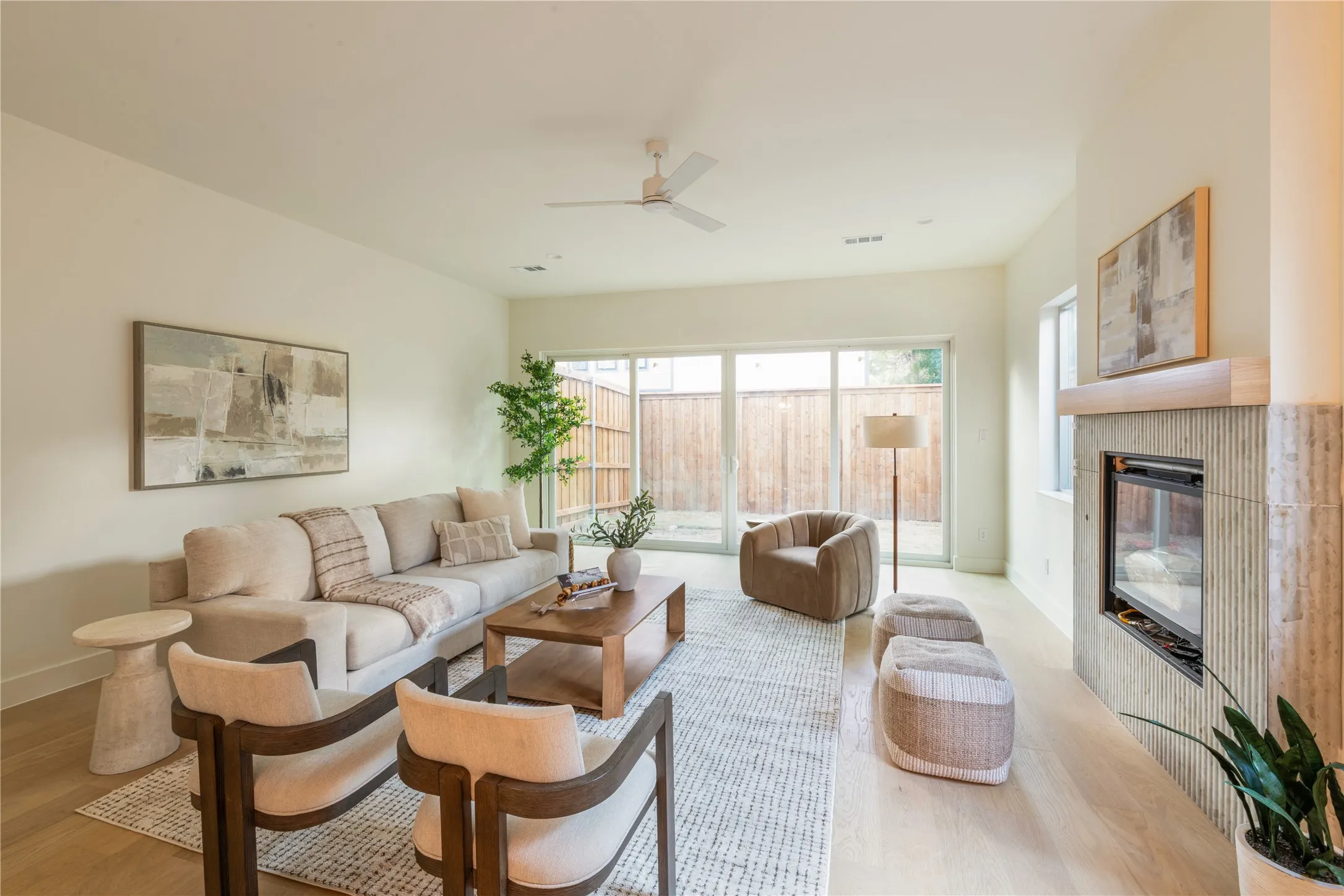 Single Family Residence For Sale in Dallas County , 6002 La Vista Drive, Dallas, Texas 75206, 3 Bedroom, 4 Bathroom, 2 Garage spaces, 2,750 Sqft, built in 2026, mls#21409295, Real Estate Agent in Dallas, Homes For Sale in Dallas county, Homes For Sale in Dallas, Realtor in Dallas Texas, Real Estate Brokerage Independent Realty Texas, Luminita Cordes Realtor