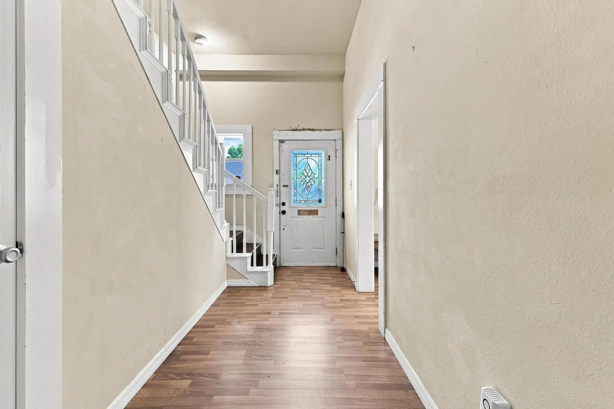 Single Family Residence For Sale in Grayson County , 600 W Munson Street, Denison, Texas 75020, 6 Bedroom, 4 Bathroom, Garage spaces, 2,745 Sqft, built in 1900, mls#21412146, Real Estate Agent in Denison, Homes For Sale in Grayson county, Homes For Sale in Denison, Realtor in Denison Texas, Real Estate Brokerage Independent Realty Texas, Luminita Cordes Realtor