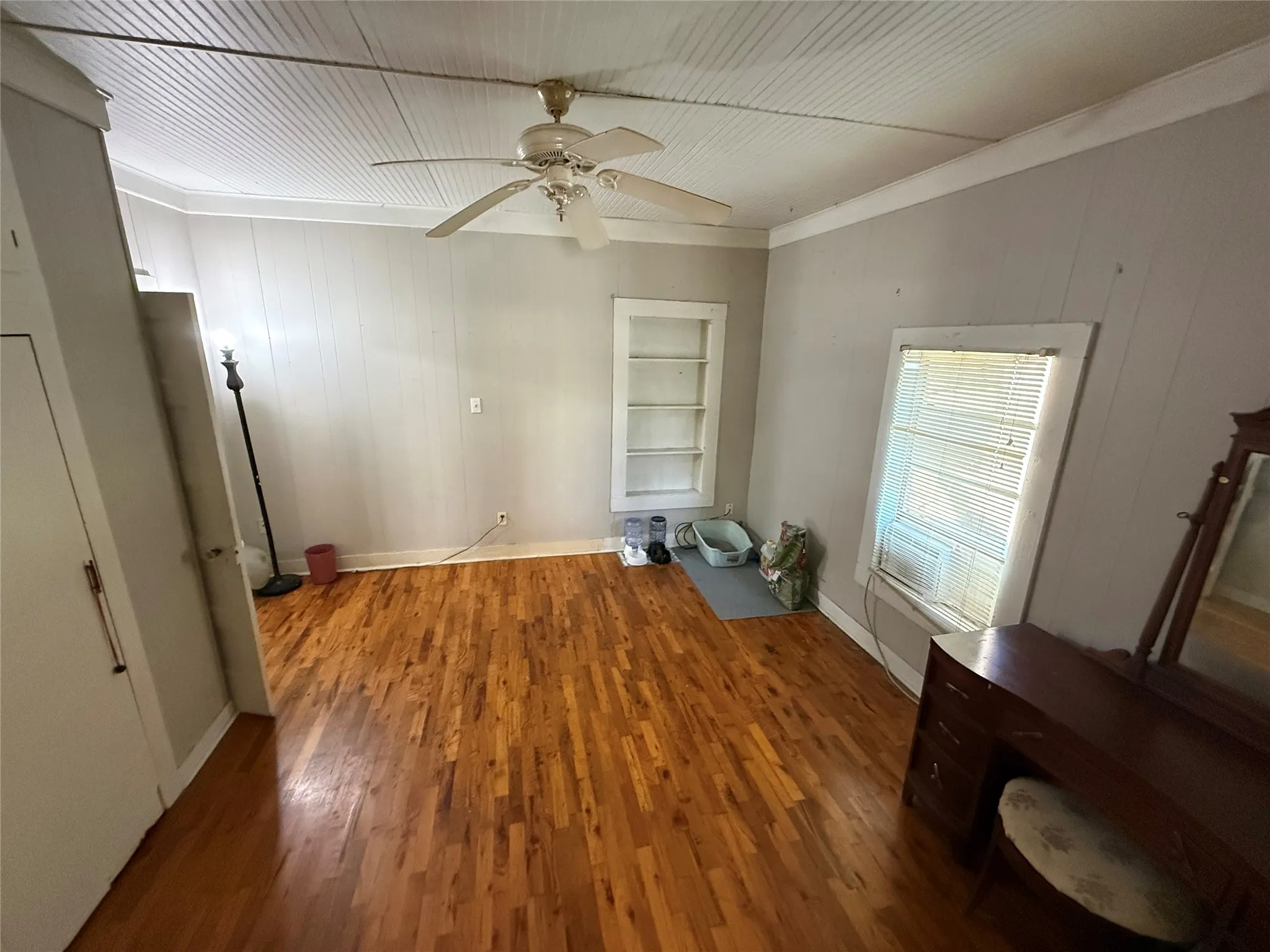 Single Family Residence For Sale in Fannin County , 802 Seven Oaks Road, Bonham, Texas 75418, 3 Bedroom, 1 Bathroom, Garage spaces, 1,344 Sqft, built in 1920, mls#21410537, Real Estate Agent in Bonham, Homes For Sale in Fannin county, Homes For Sale in Bonham, Realtor in Bonham Texas, Real Estate Brokerage Independent Realty Texas, Luminita Cordes Realtor