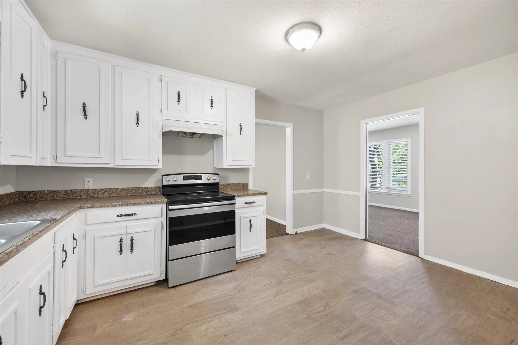 Single Family Residence For Rent in Tarrant County , 2716 Scruggs Park Drive, Richland Hills, Texas 76118, 4 Bedroom, 2 Bathroom, 2 Garage spaces, 2,142 Sqft, built in 1953, mls#21412162, Real Estate Agent in Richland Hills, Homes For Rent in Tarrant county, Homes For Rent in Richland Hills, Realtor in Richland Hills Texas, Real Estate Brokerage Independent Realty Texas, Luminita Cordes Realtor