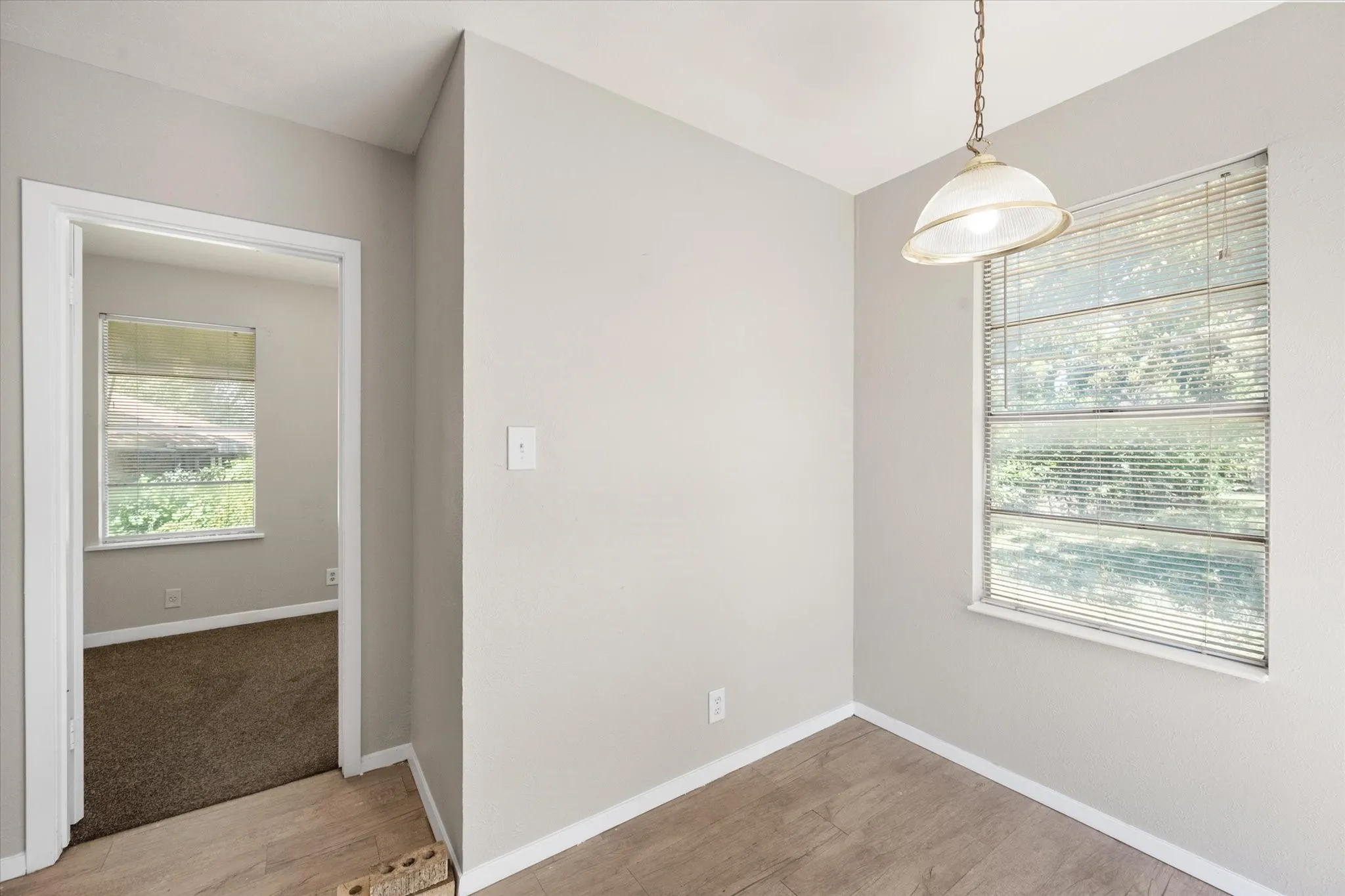 Single Family Residence For Rent in Tarrant County , 2716 Scruggs Park Drive, Richland Hills, Texas 76118, 4 Bedroom, 2 Bathroom, 2 Garage spaces, 2,142 Sqft, built in 1953, mls#21412162, Real Estate Agent in Richland Hills, Homes For Rent in Tarrant county, Homes For Rent in Richland Hills, Realtor in Richland Hills Texas, Real Estate Brokerage Independent Realty Texas, Luminita Cordes Realtor