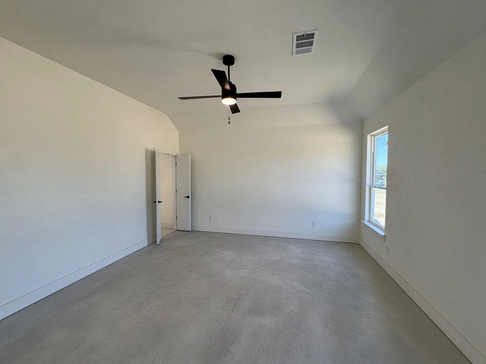 Single Family Residence For Sale in Parker County , 1098 Colt Road, Springtown, Texas 76082, 4 Bedroom, 2 Bathroom, 2 Garage spaces, 2,068 Sqft, built in 2026, mls#21412161, Real Estate Agent in Springtown, Homes For Sale in Parker county, Homes For Sale in Springtown, Realtor in Springtown Texas, Real Estate Brokerage Independent Realty Texas, Luminita Cordes Realtor