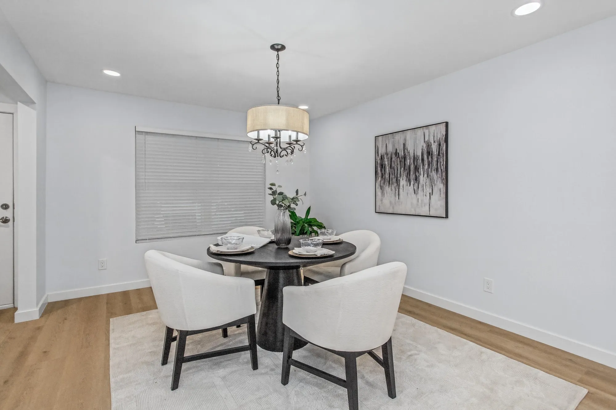 Single Family Residence For Sale in Dallas County , 4025 Tacoma Street, Irving, Texas 75062, 3 Bedroom, 2 Bathroom, 2 Garage spaces, 1,600 Sqft, built in 1965, mls#21409796, Real Estate Agent in Irving, Homes For Sale in Dallas county, Homes For Sale in Irving, Realtor in Irving Texas, Real Estate Brokerage Independent Realty Texas, Luminita Cordes Realtor