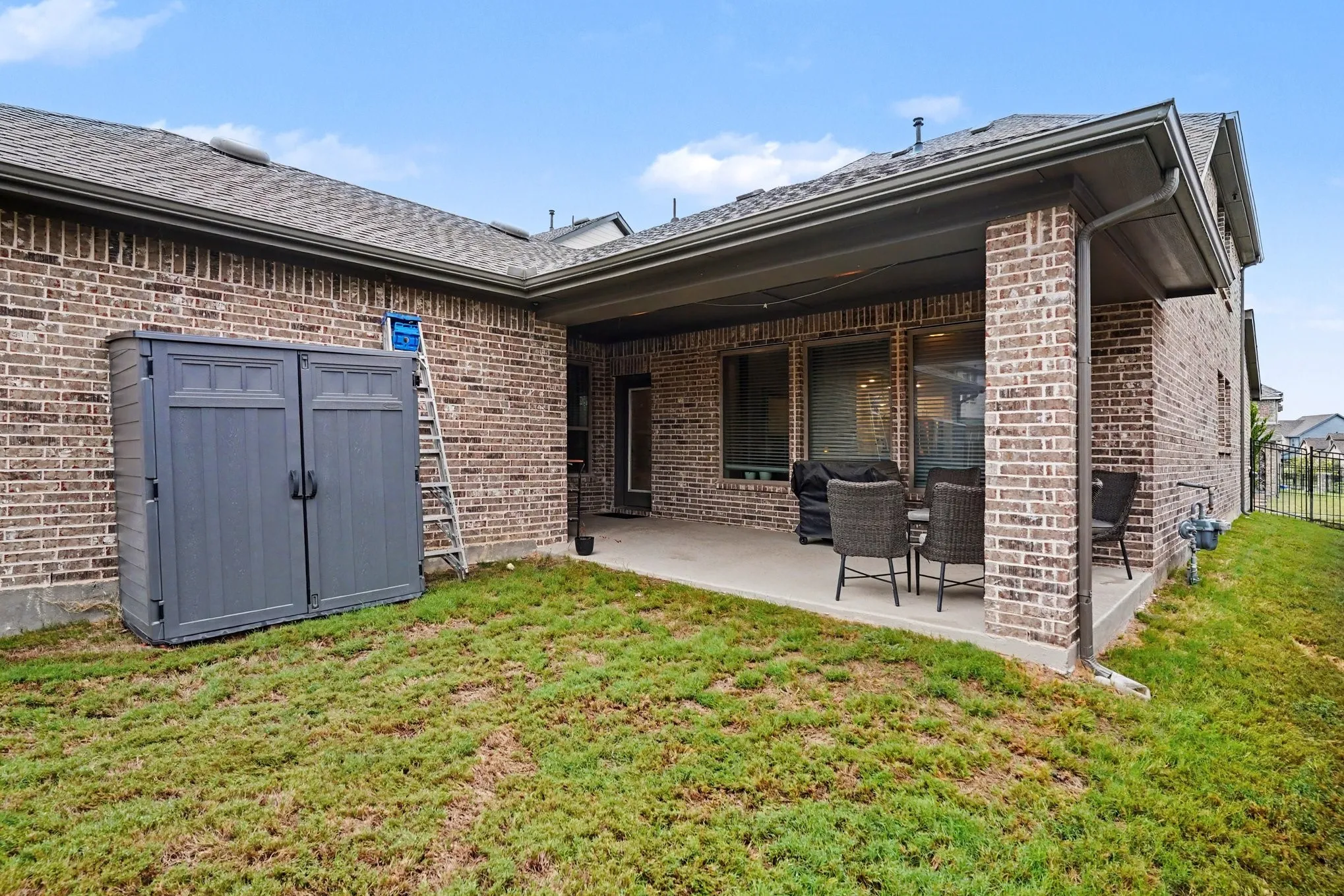 Single Family Residence For Sale in Tarrant County , 909 Almond Blossom Circle, Crowley, Texas 76036, 4 Bedroom, 3 Bathroom, 2 Garage spaces, 2,872 Sqft, built in 2024, mls#21405121, Real Estate Agent in Crowley, Homes For Sale in Tarrant county, Homes For Sale in Crowley, Realtor in Crowley Texas, Real Estate Brokerage Independent Realty Texas, Luminita Cordes Realtor