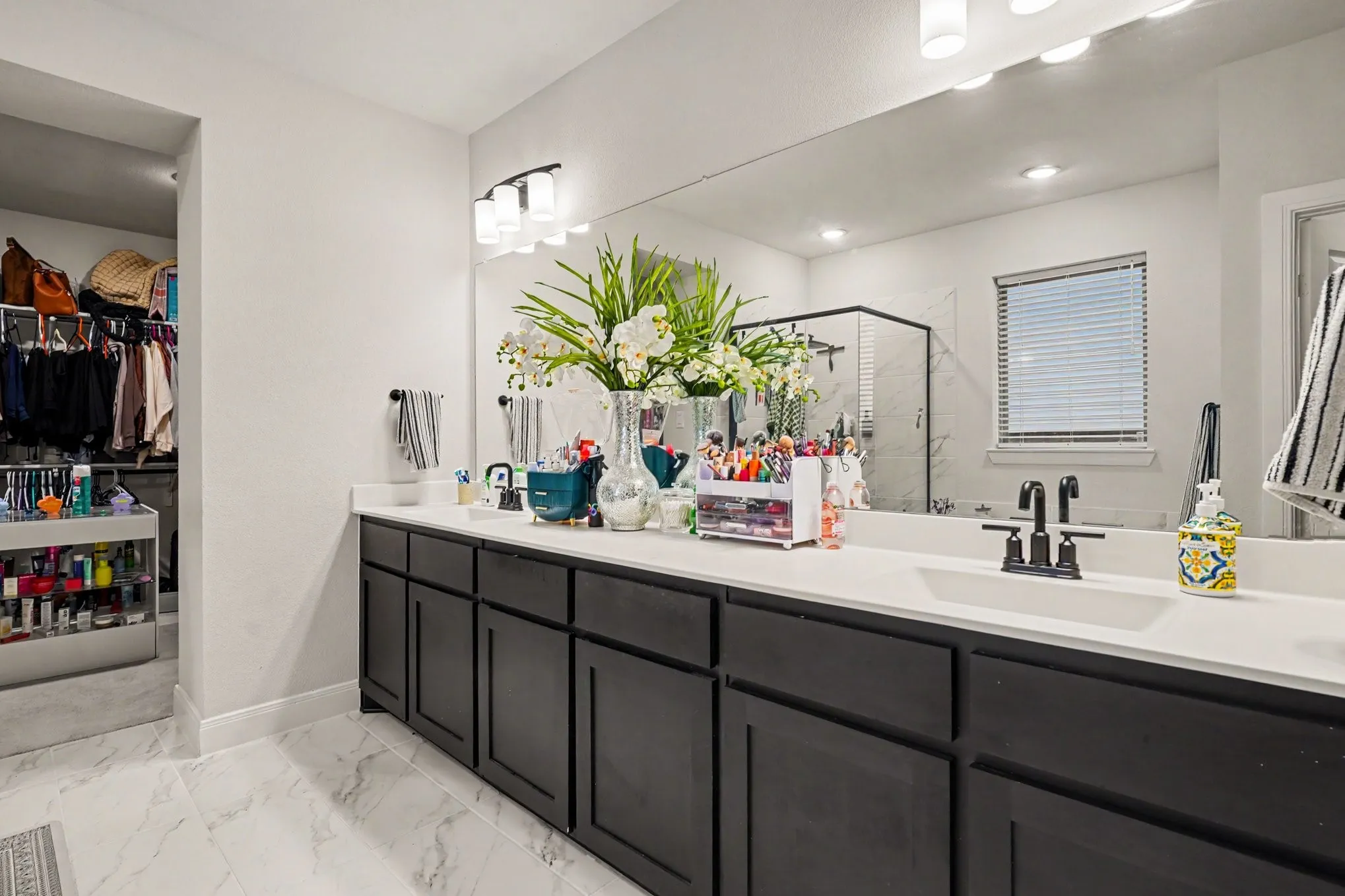 Single Family Residence For Sale in Tarrant County , 909 Almond Blossom Circle, Crowley, Texas 76036, 4 Bedroom, 3 Bathroom, 2 Garage spaces, 2,872 Sqft, built in 2024, mls#21405121, Real Estate Agent in Crowley, Homes For Sale in Tarrant county, Homes For Sale in Crowley, Realtor in Crowley Texas, Real Estate Brokerage Independent Realty Texas, Luminita Cordes Realtor