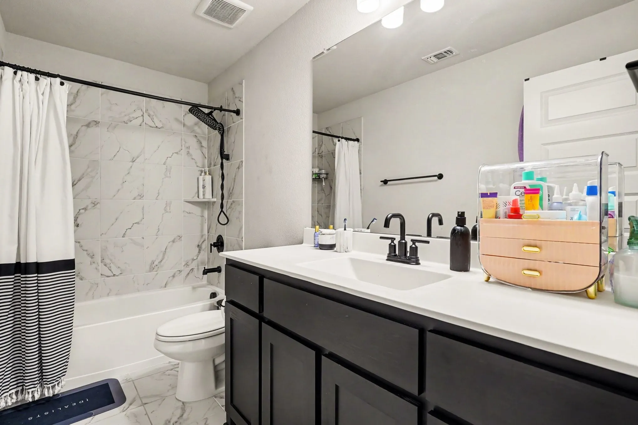 Single Family Residence For Sale in Tarrant County , 909 Almond Blossom Circle, Crowley, Texas 76036, 4 Bedroom, 3 Bathroom, 2 Garage spaces, 2,872 Sqft, built in 2024, mls#21405121, Real Estate Agent in Crowley, Homes For Sale in Tarrant county, Homes For Sale in Crowley, Realtor in Crowley Texas, Real Estate Brokerage Independent Realty Texas, Luminita Cordes Realtor