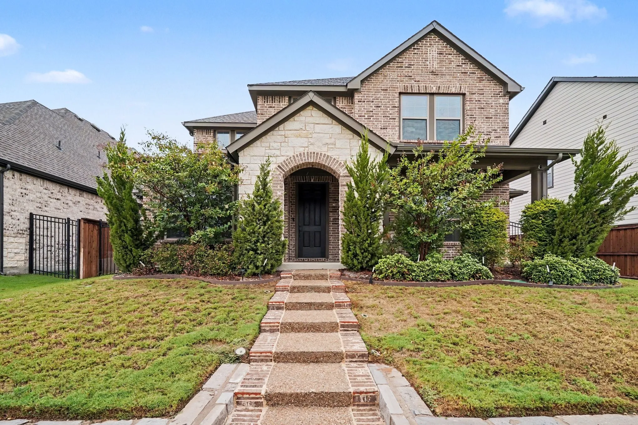 Single Family Residence For Sale