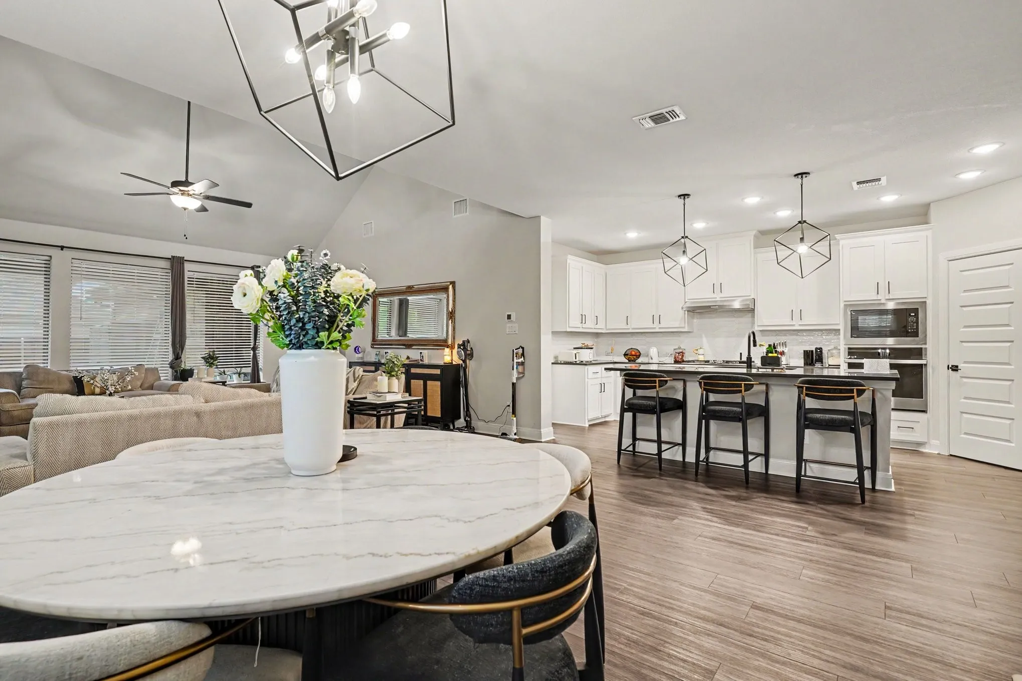 Single Family Residence For Sale in Tarrant County , 909 Almond Blossom Circle, Crowley, Texas 76036, 4 Bedroom, 3 Bathroom, 2 Garage spaces, 2,872 Sqft, built in 2024, mls#21405121, Real Estate Agent in Crowley, Homes For Sale in Tarrant county, Homes For Sale in Crowley, Realtor in Crowley Texas, Real Estate Brokerage Independent Realty Texas, Luminita Cordes Realtor
