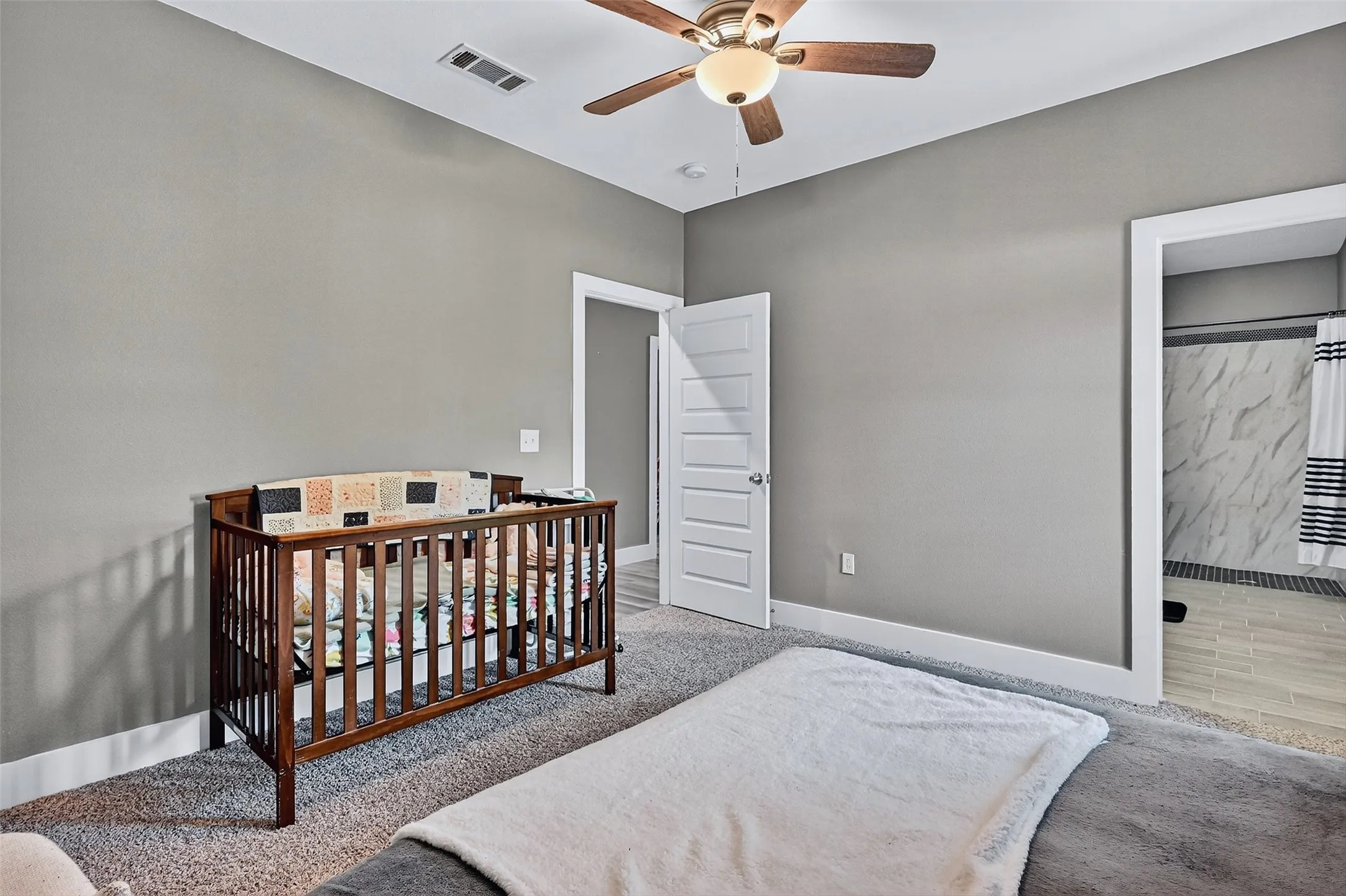 Single Family Residence For Sale in Grayson County , 515 N East Street, Sherman, Texas 75090, 3 Bedroom, 2 Bathroom, 1 Garage spaces, 1,200 Sqft, built in 2024, mls#21412173, Real Estate Agent in Sherman, Homes For Sale in Grayson county, Homes For Sale in Sherman, Realtor in Sherman Texas, Real Estate Brokerage Independent Realty Texas, Luminita Cordes Realtor